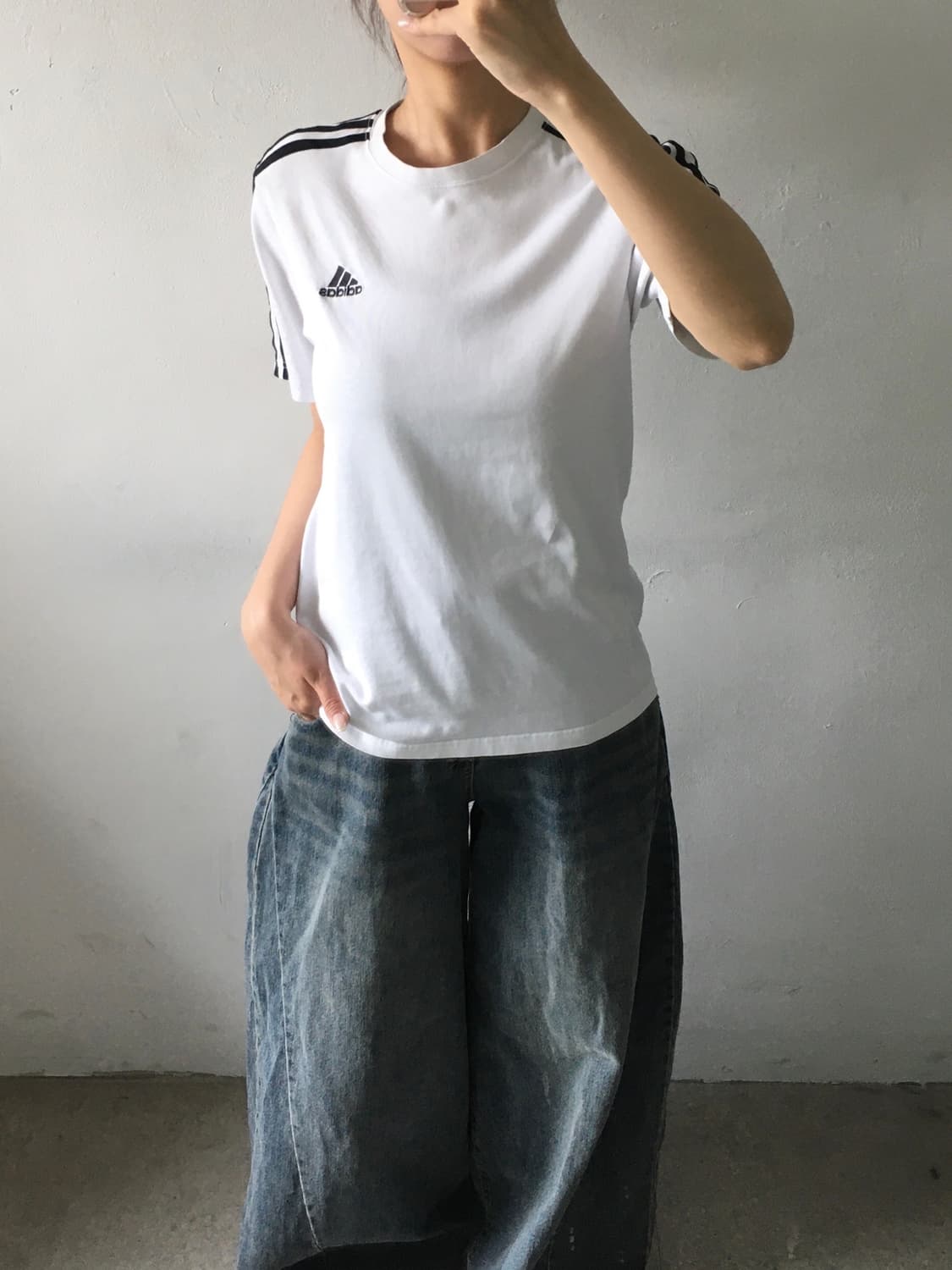 아디다스 사이드라인 반팔티 상품이미지2