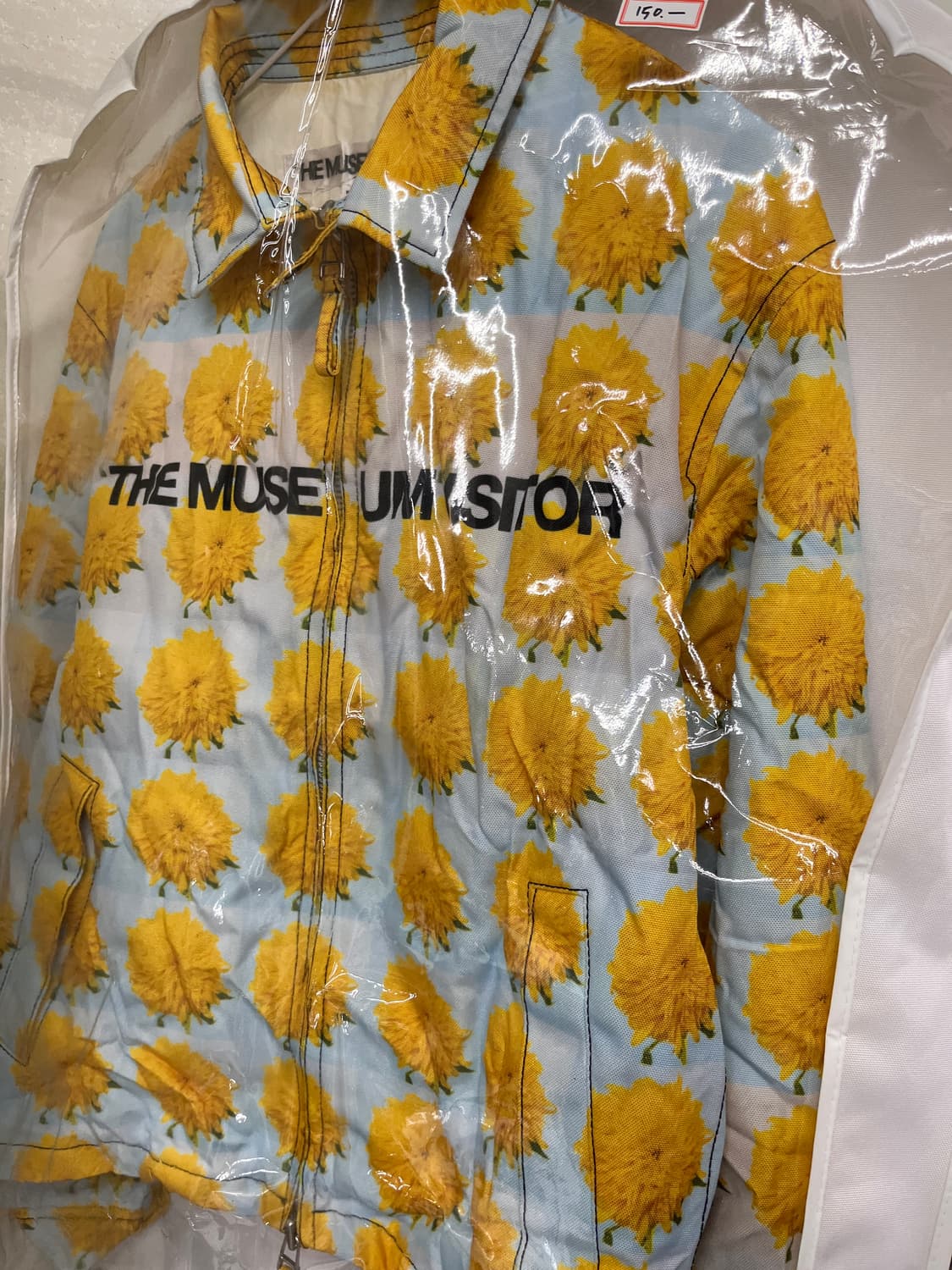 더뮤지엄비지터 플라워패턴 자켓 상품이미지1