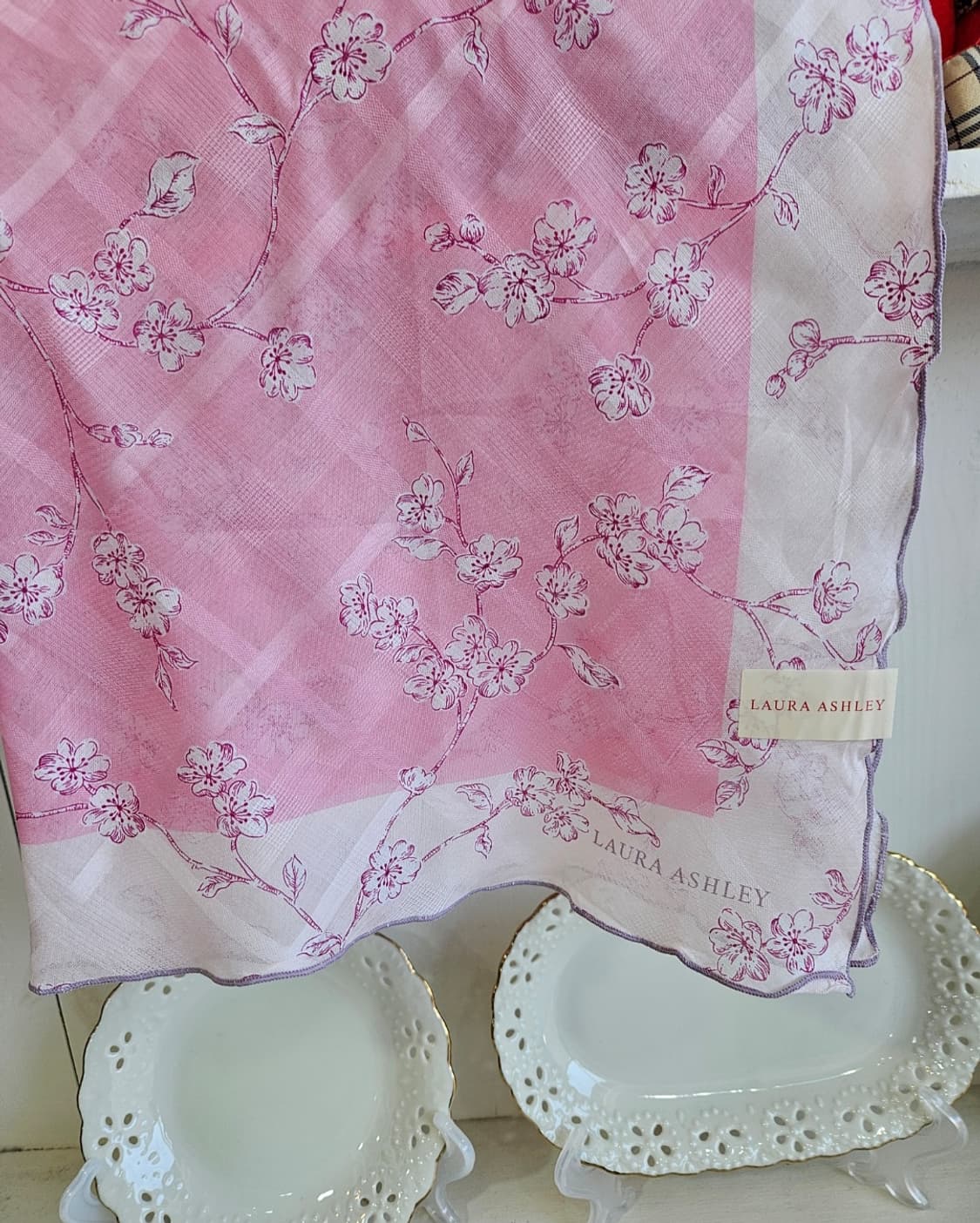 로라애슐리(LAURA ASHLEY) 벚꽃 딸기우유핑크 손수건 스카프 상품이미지4