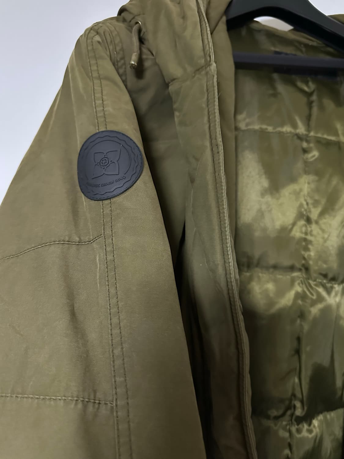 Soup 카키색 후드 패딩 점퍼 상품이미지2