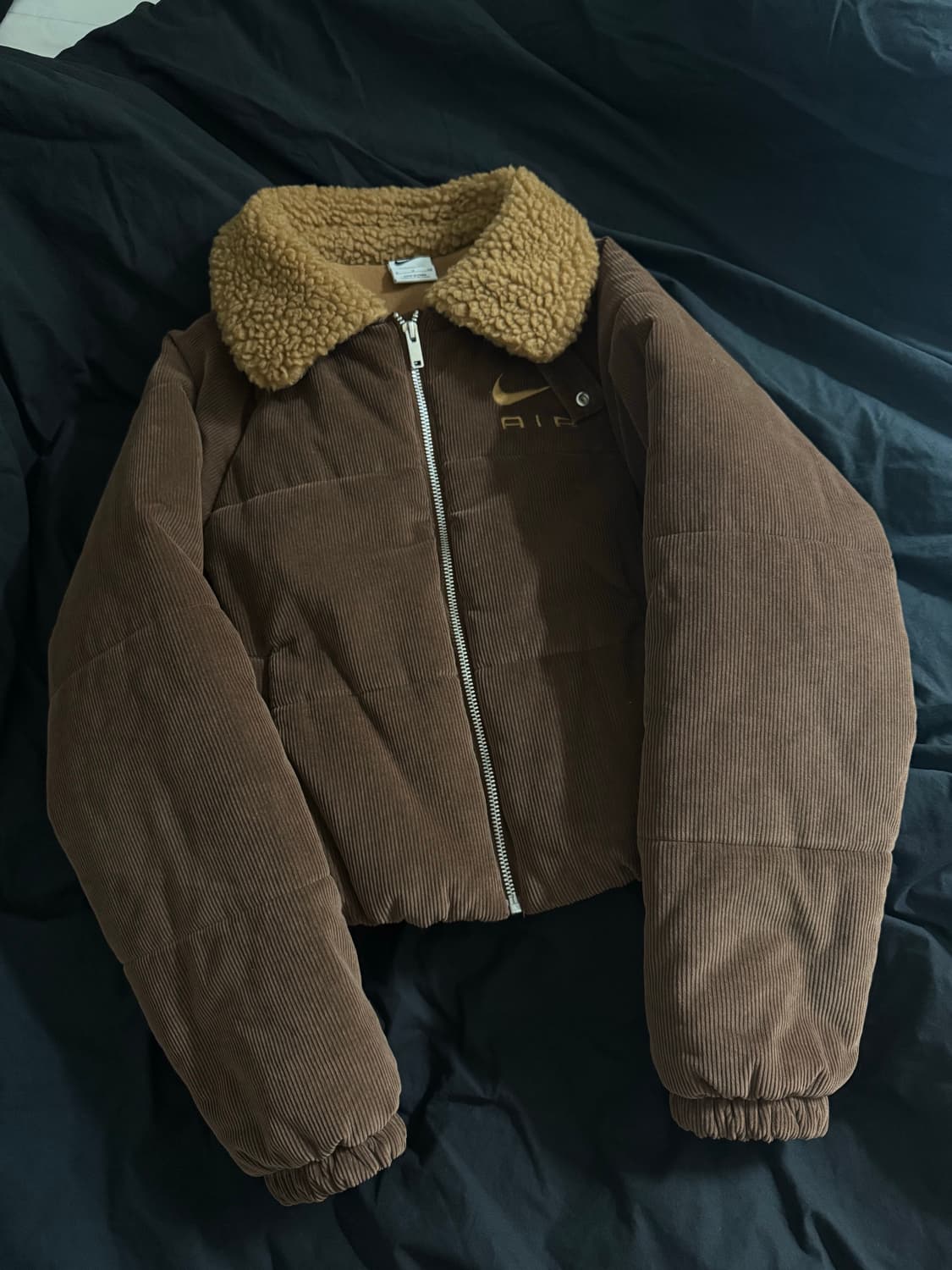 나이키 에어 써마핏 코듀로이 윈터 자켓 숏패딩 브라운 S 상품이미지3
