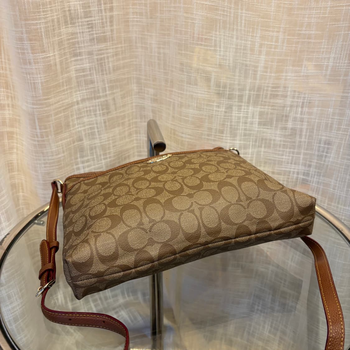 정품 코치 사각 크로스백     상품이미지5