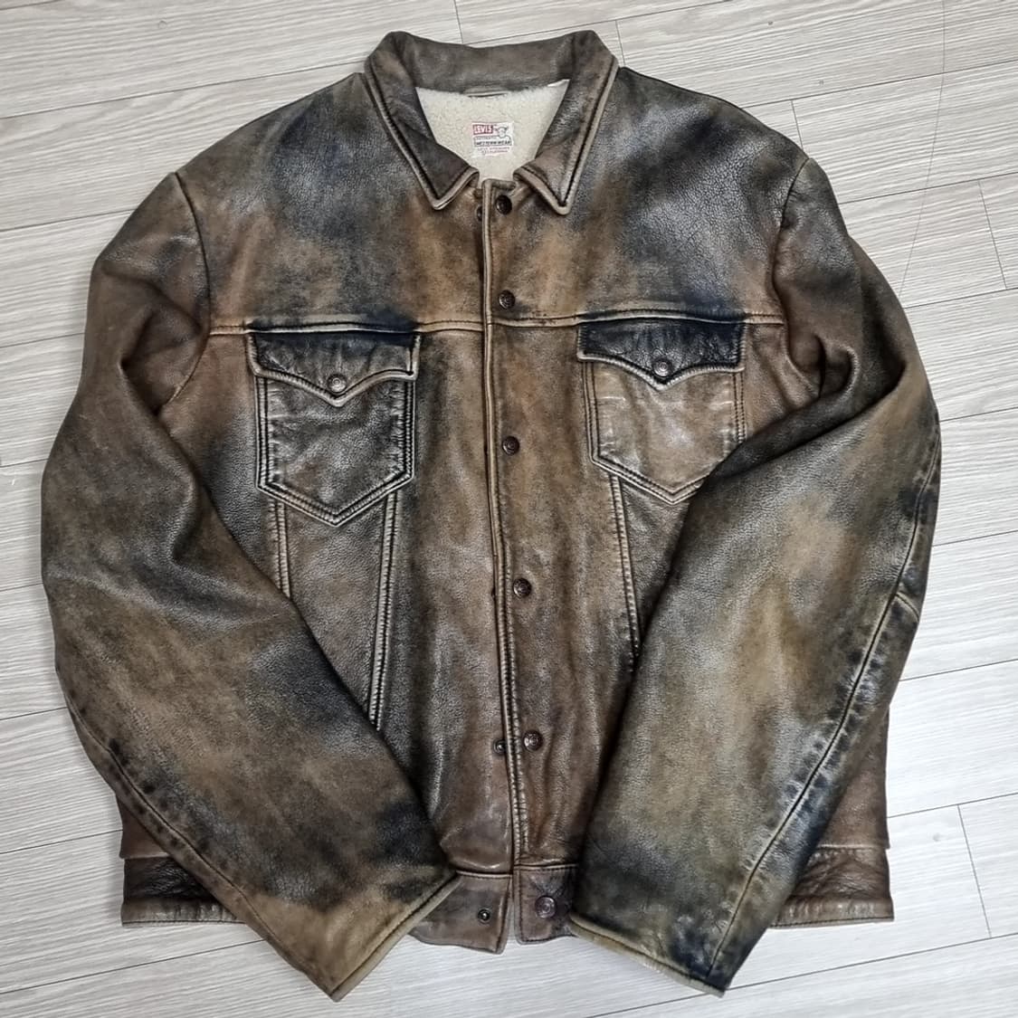 한국제 80~90년대 톰보이 양가죽 무스탕 트러커자켓(95-100) 상품이미지10