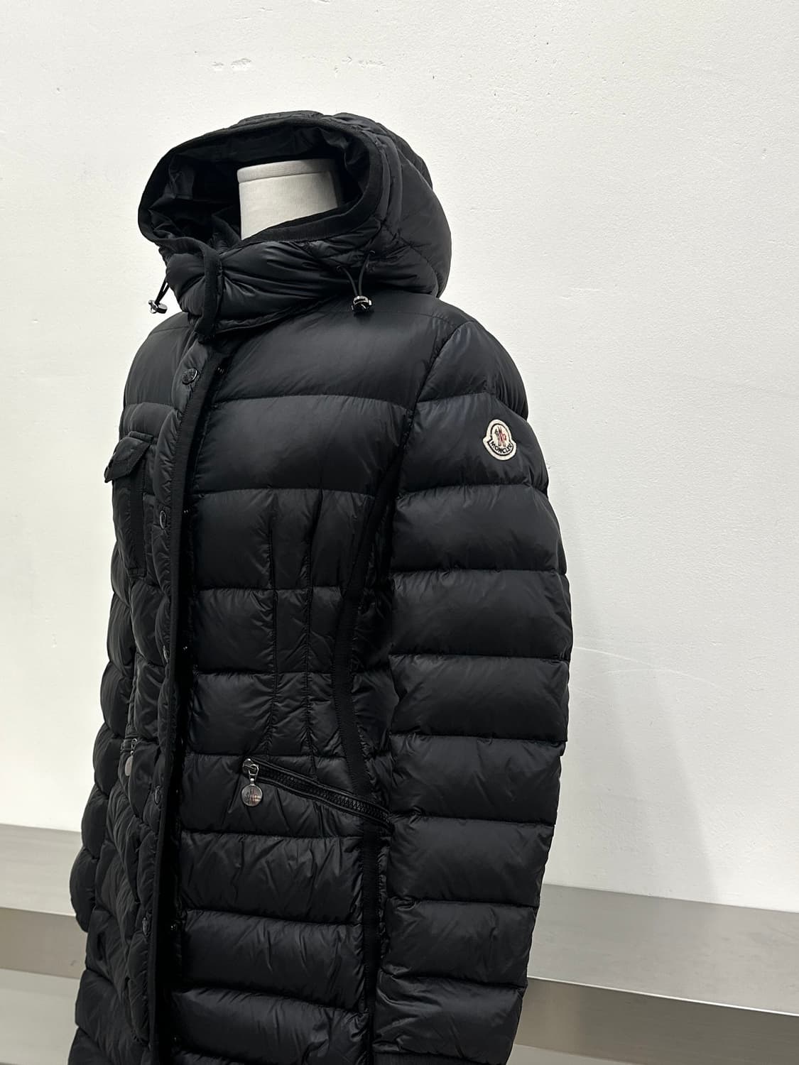 몽클레어 헤르민 블랙 롱 패딩  상품이미지4