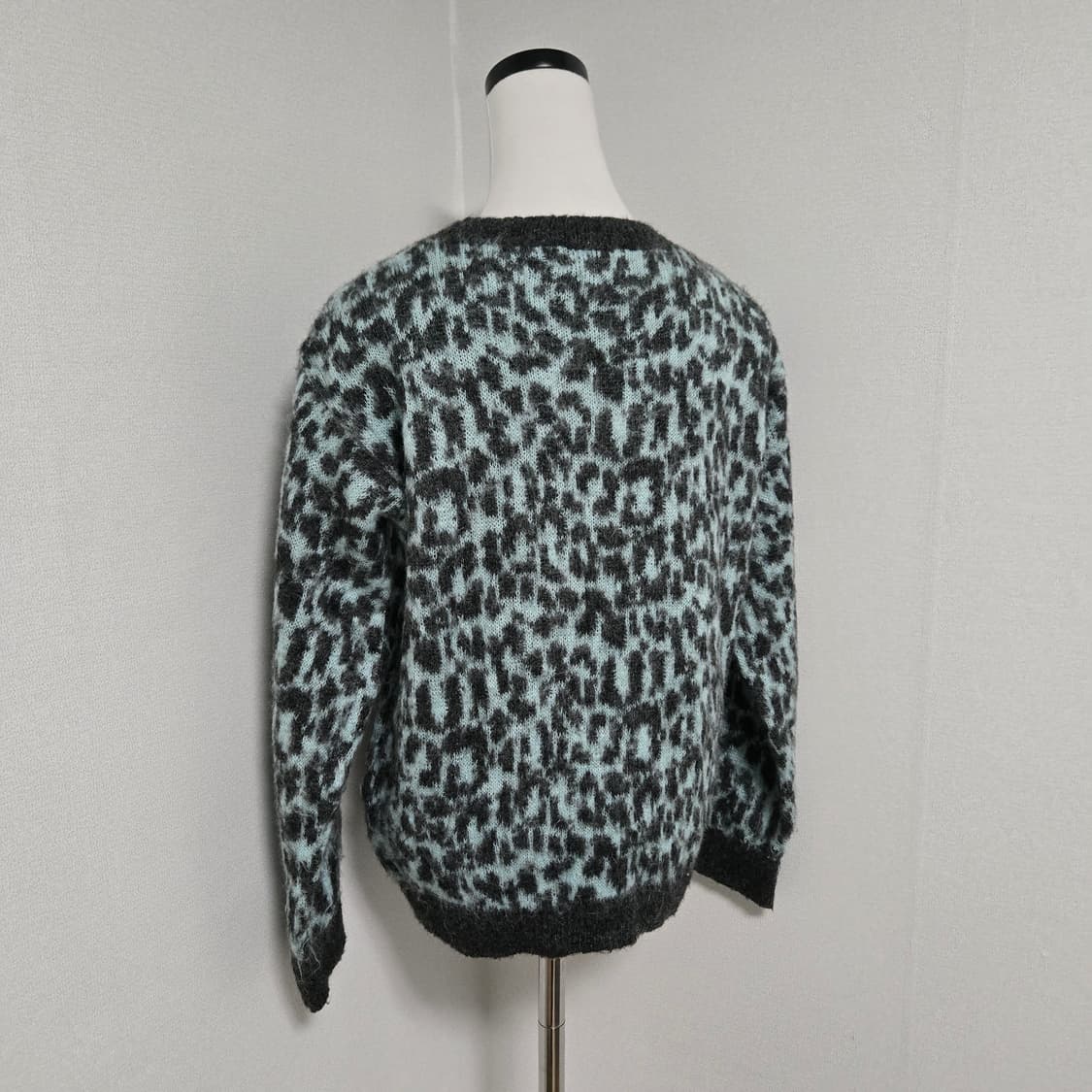 에센셜앤트워프 모헤어 니트 / 여성 니트/ 여자 니트  상품이미지7