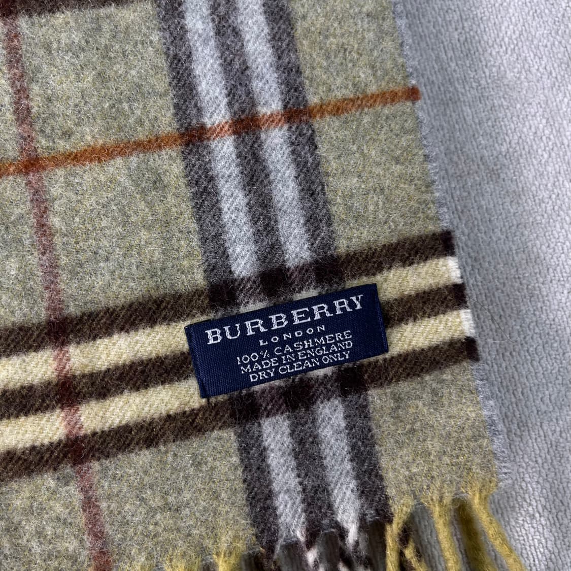 버버리 노바체크 캐시미어 그린 머플러 상품이미지3