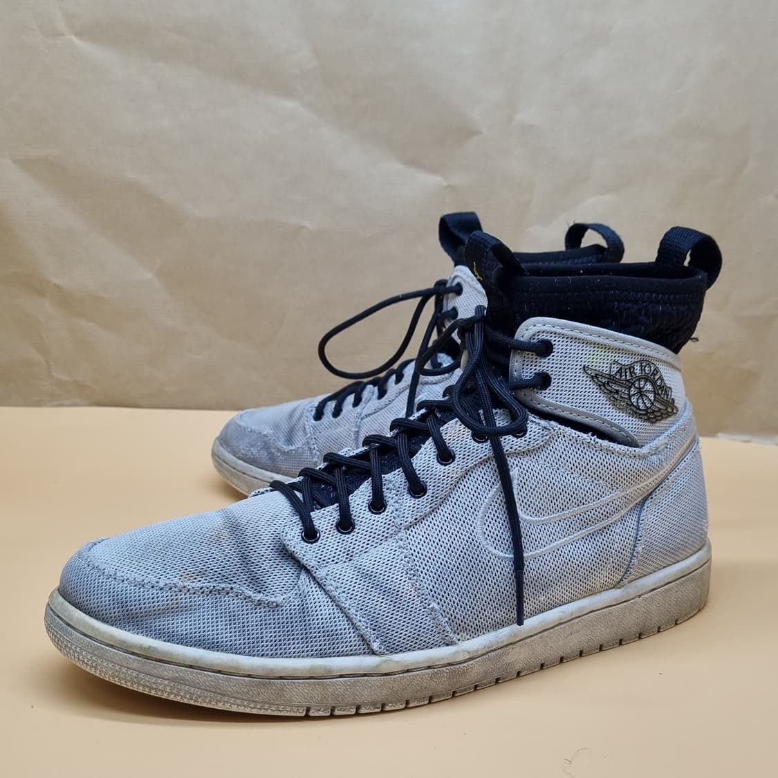 나이키 조던1 레트로 울트라 남성하이탑270 상품이미지1