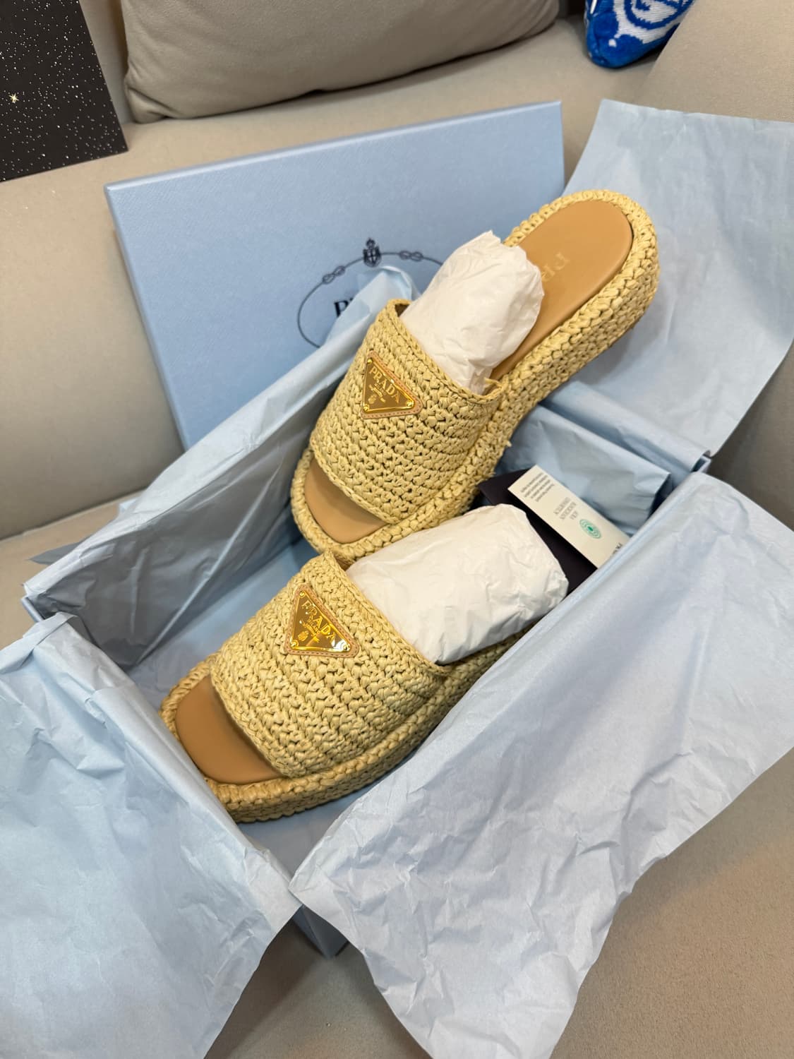 프라다 크로세 뮬 샌들 슬리퍼 37사이즈  상품이미지1