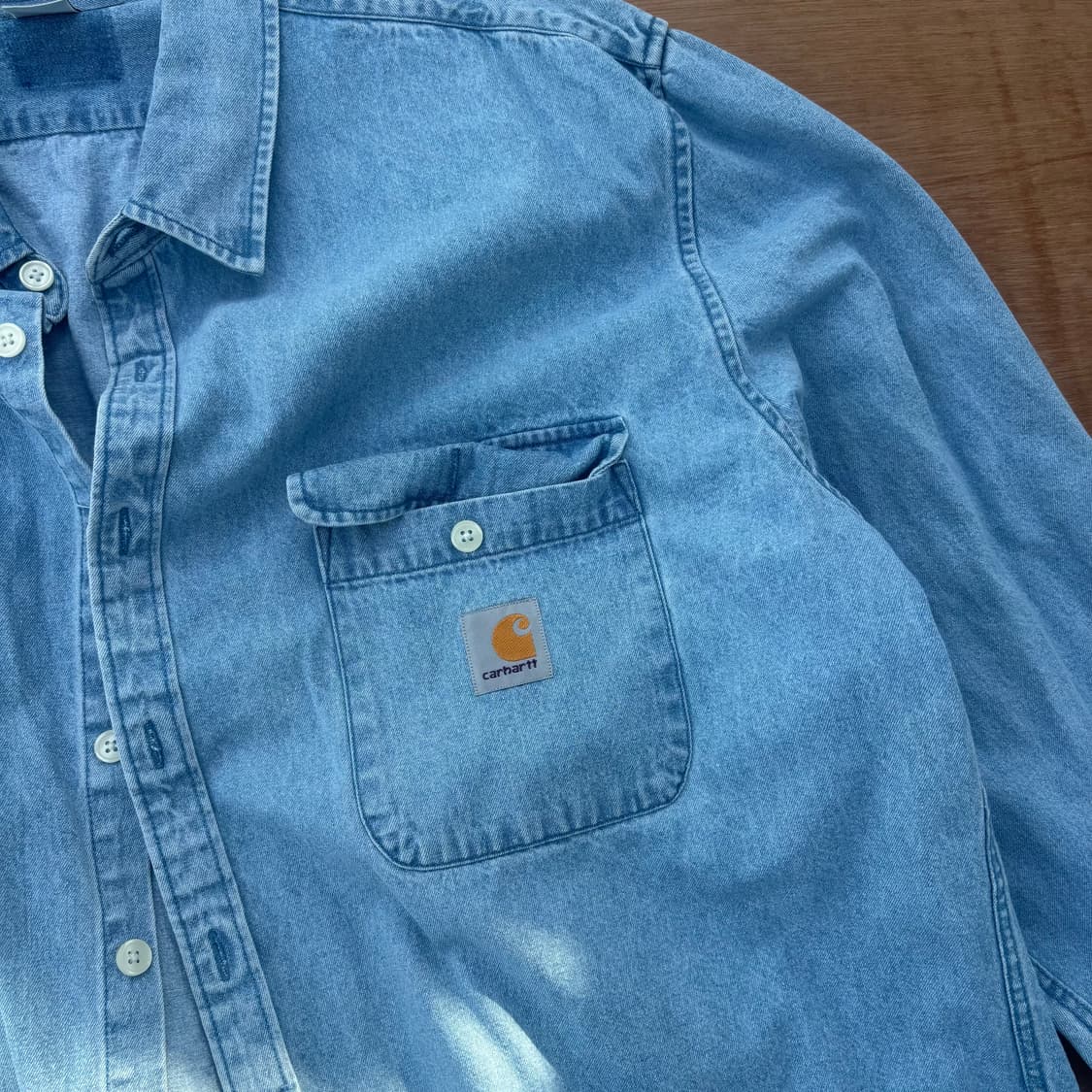 Carhartt Washed Denim Work Shirt Blue 상품이미지2