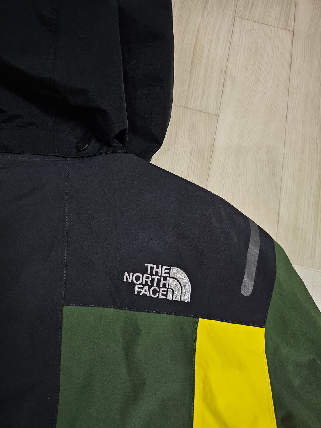 [105] 노스페이스 써밋시리즈 고어텍스 레인쉘 자켓 상품이미지6