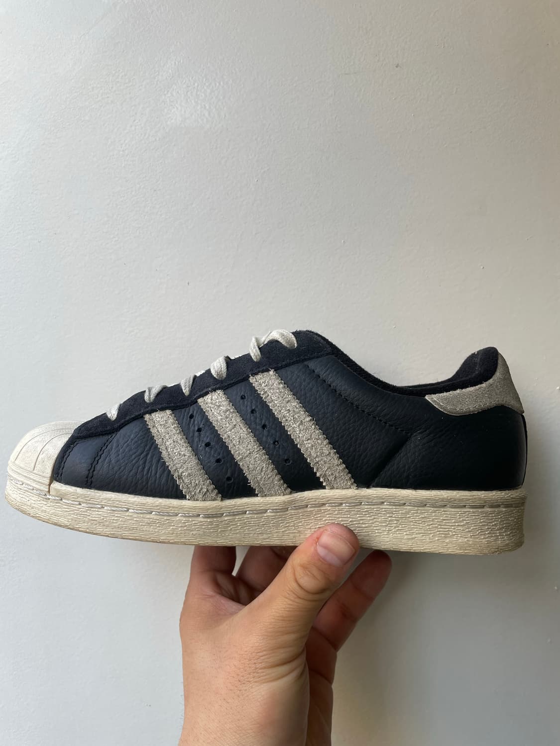 아디다스 슈퍼스타82 230 상품이미지1