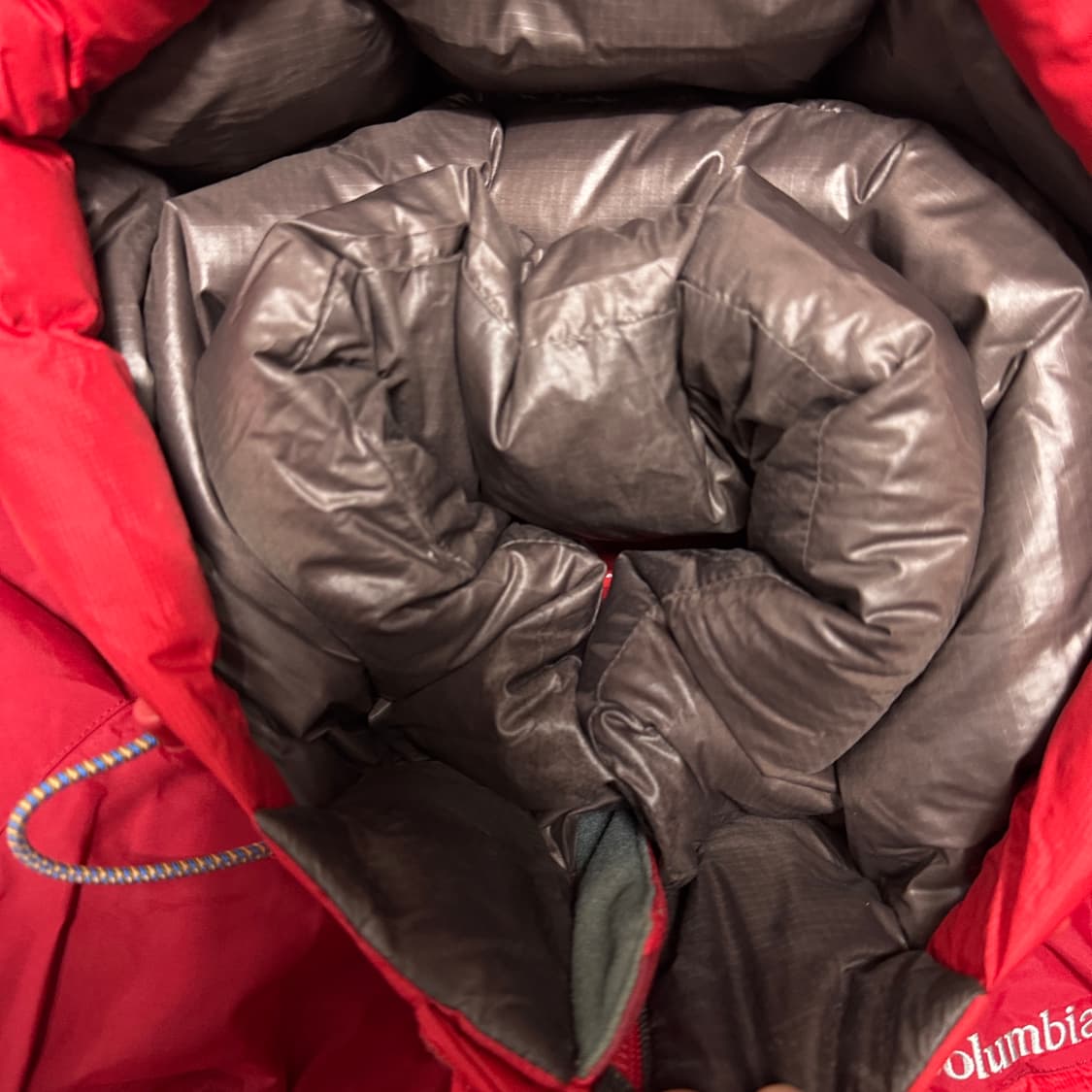 콜롬비아 옴니히트 헝가리구스다운  발열패딩 95 M사이즈 상품이미지9