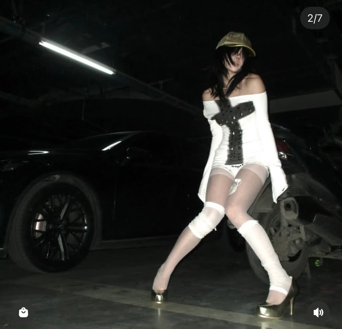 minga london SAMANTHA OFF-SHOULDER TOP 상품이미지1