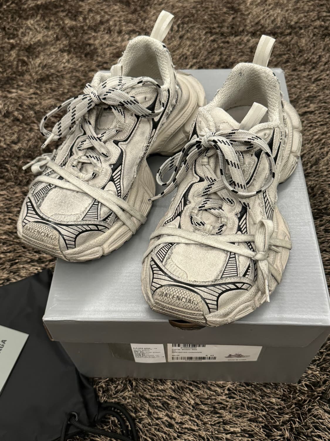 발렌시아가 3xl 스니커즈 베이지 42사이즈 상품이미지2