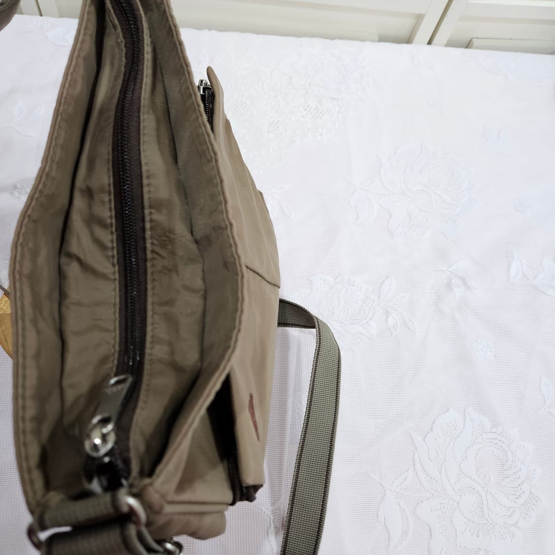 아디다스(adidas) 크로스백 상품이미지5