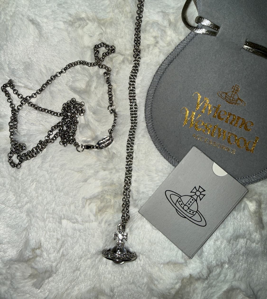 오늘까지판매) 비비안웨스트우드 클라레타 투명 orb 목걸이 상품이미지1