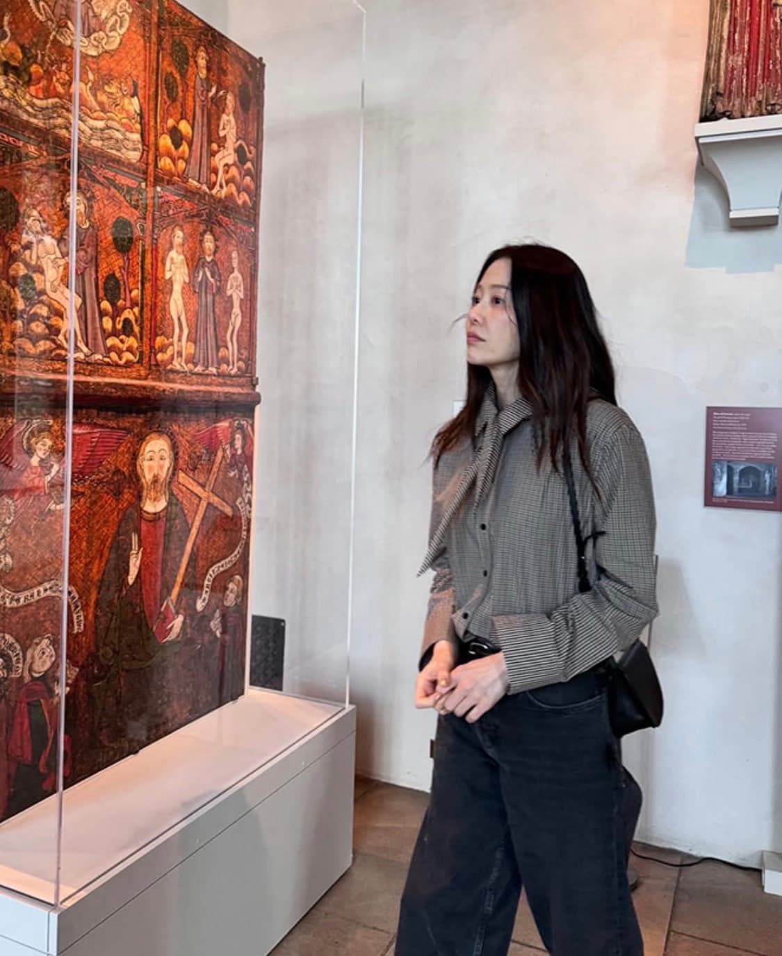 코스 COS 크로스바디 레더백 상품이미지5