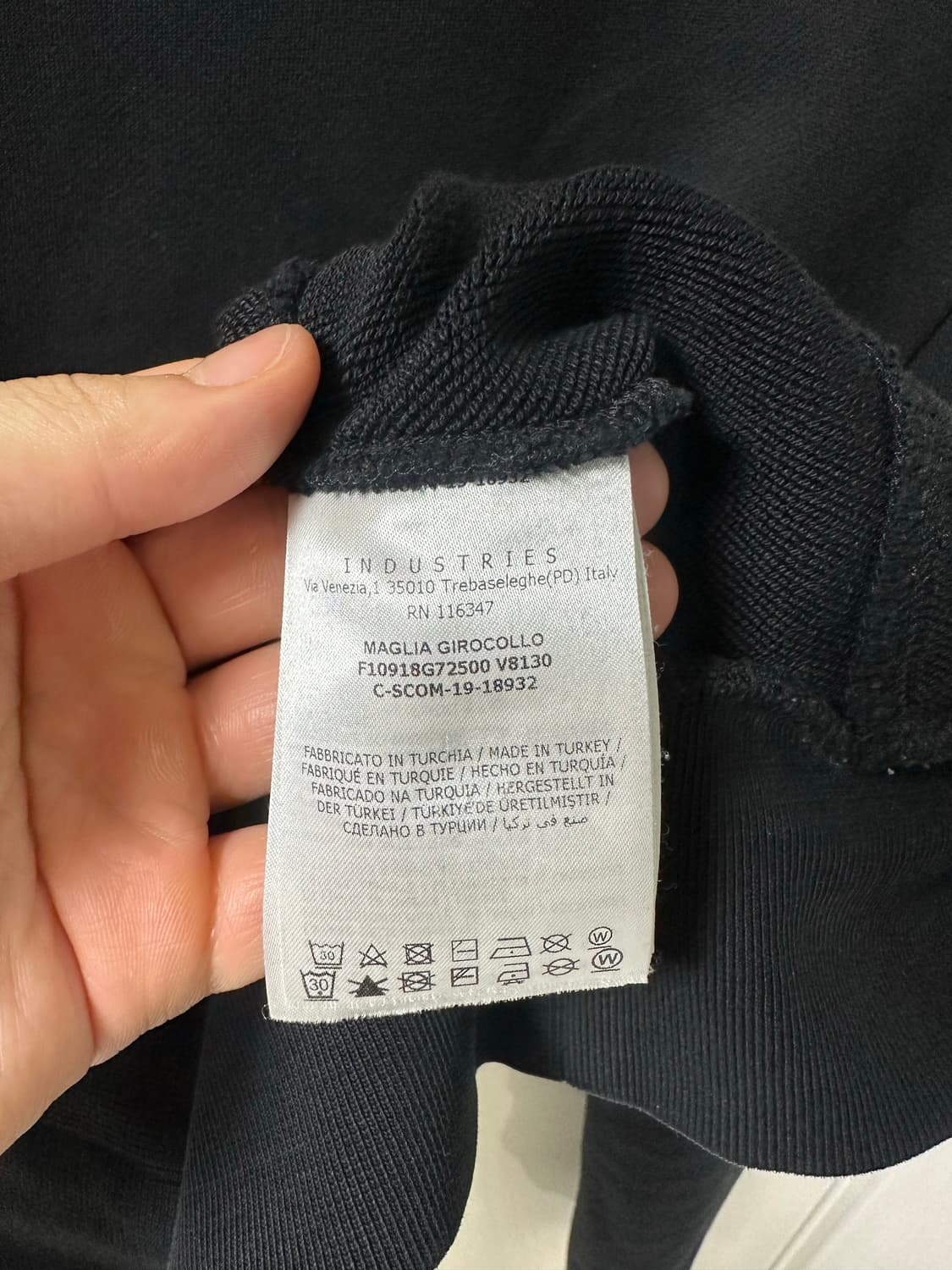 몽클레어 삼선 앞지퍼 맨투맨 상품이미지5