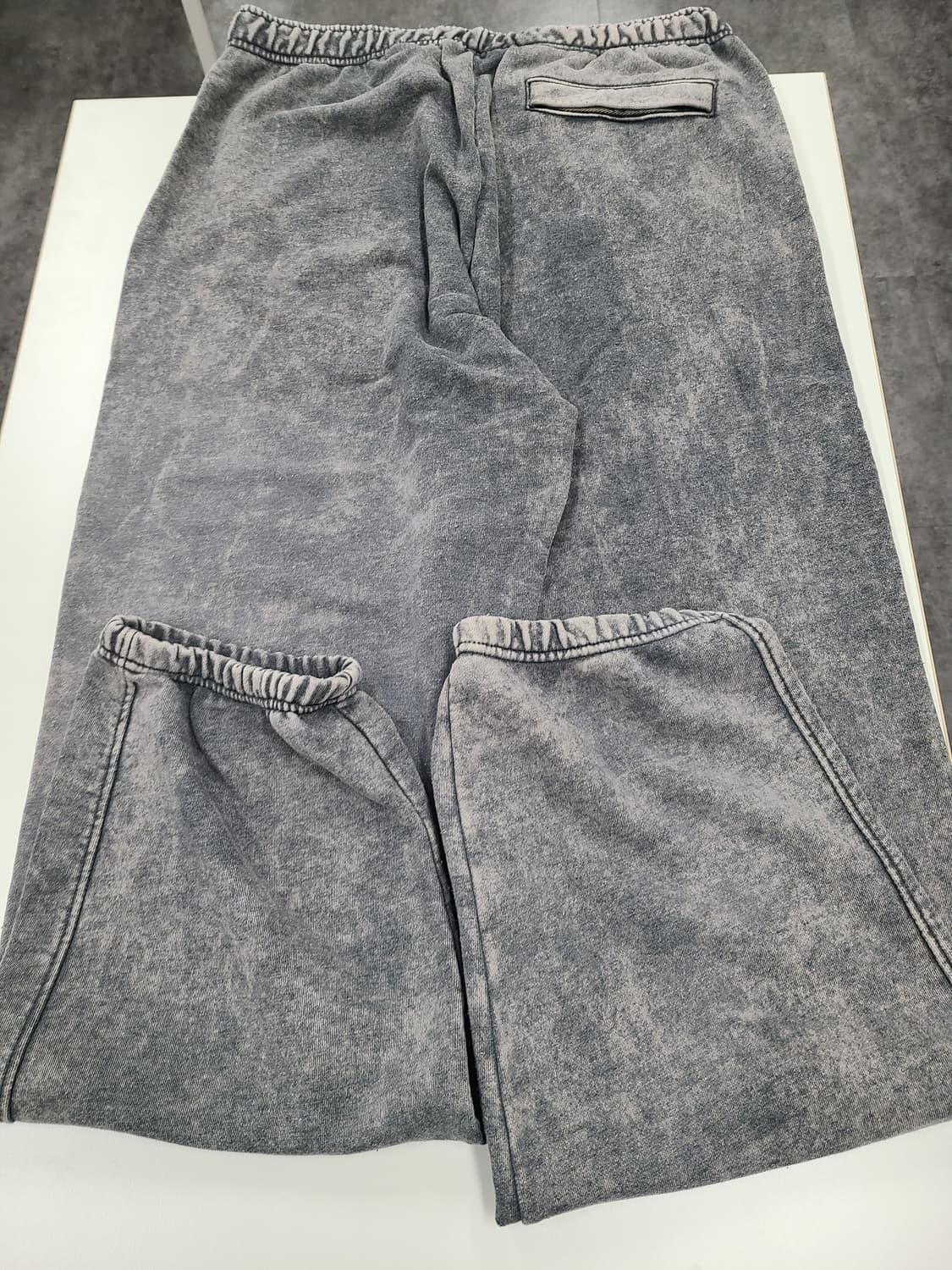 디젤 오버다이드 트랙팬츠 운동복 사이즈XL 미사용 상품이미지3