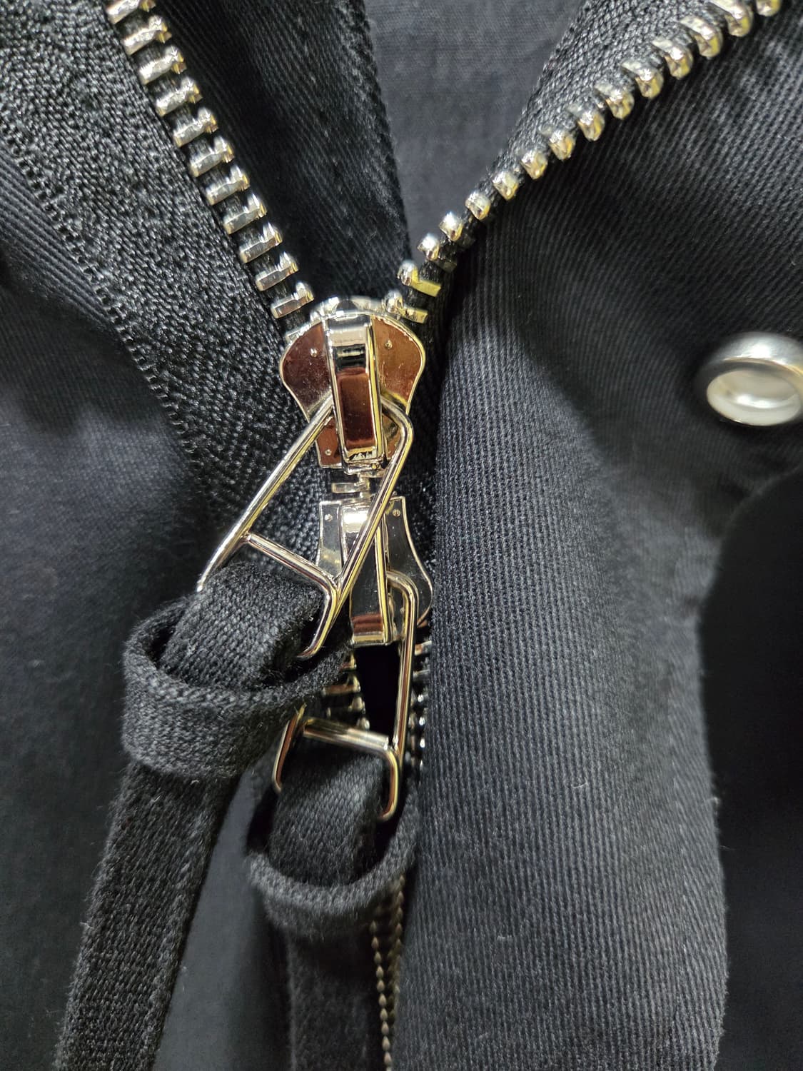 지방시 트리플 아이 시그니처 롱 야상 상품이미지4