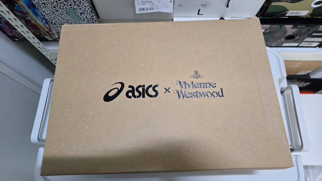 아식스x비비안웨스트우드 젤카야노26 버치 화이트 11사이즈(285) 상품이미지1