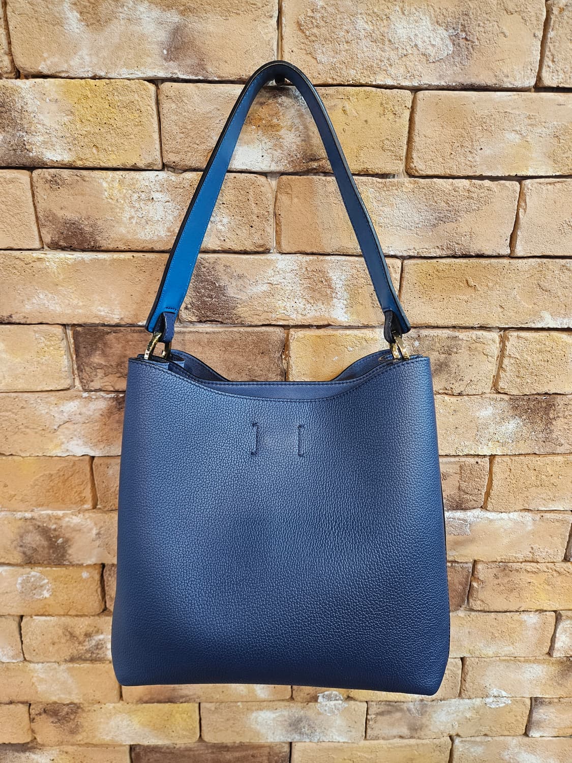 상태최상)MCM 네이비 가죽 가방 상품이미지2