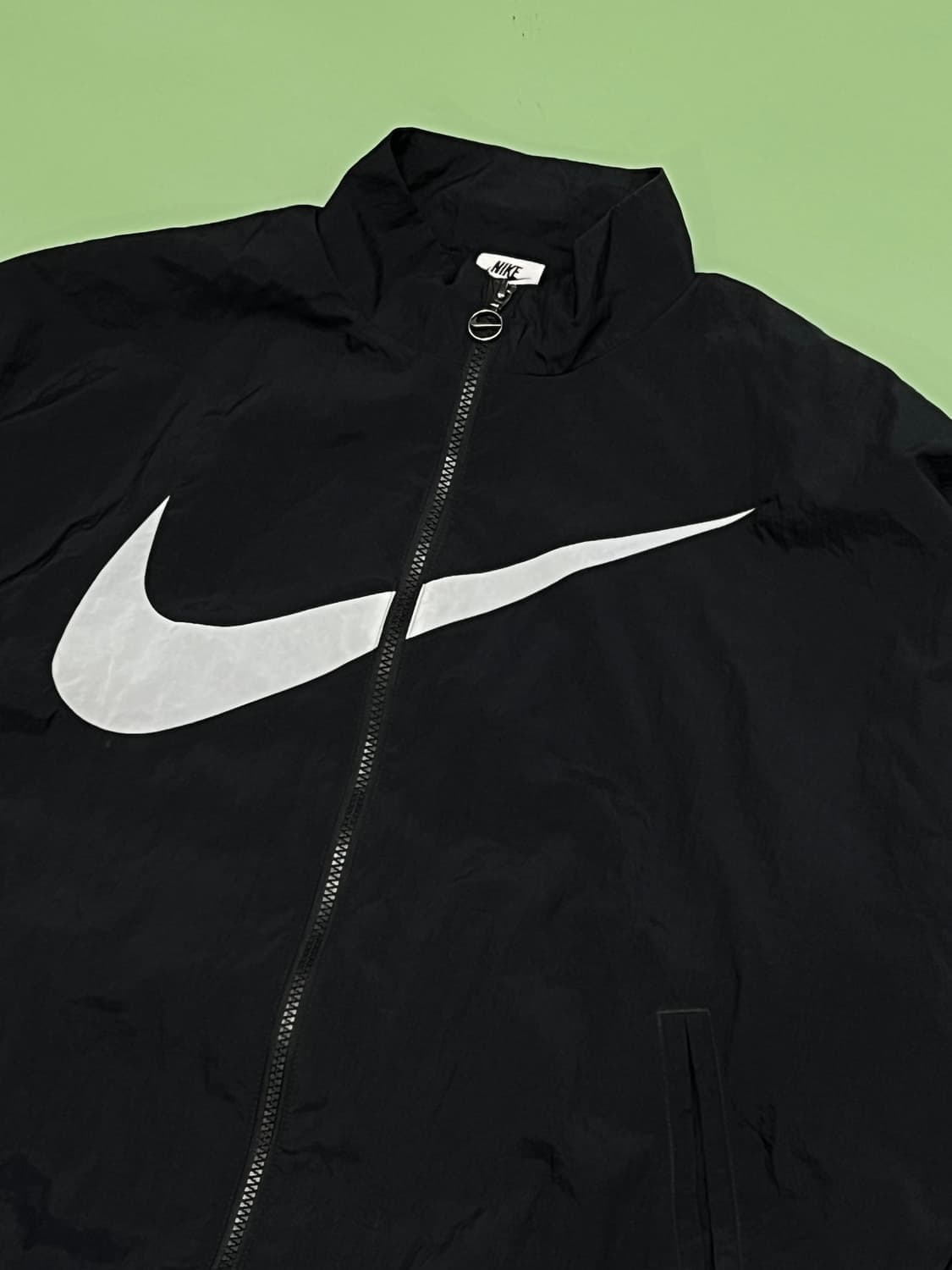 (S) 나이키 우먼스 에센셜 빅스우시 우븐 자켓 블랙 상품이미지3