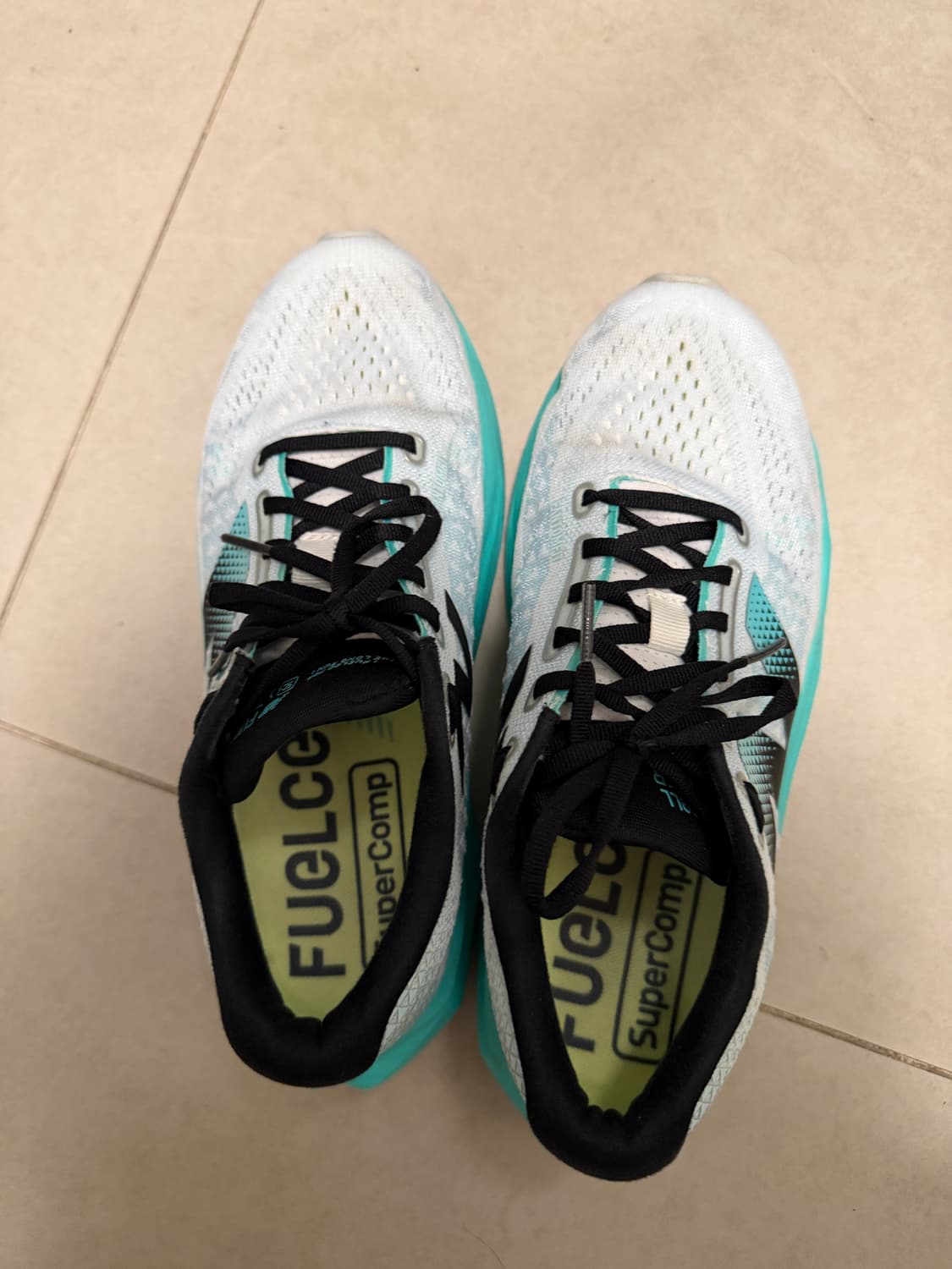 뉴발란스 SC 트레이너 V3 카본화 상품이미지5