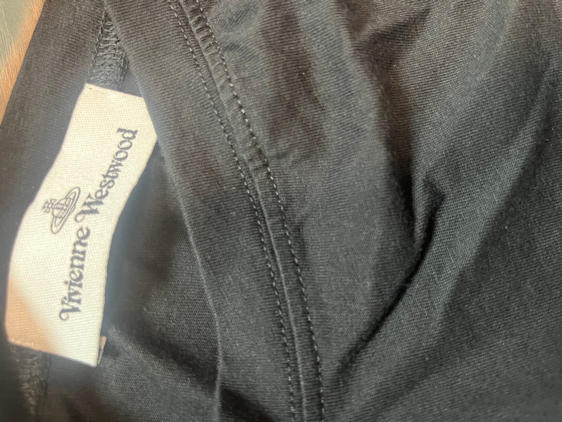 비비안웨스트우드 유니크 반팔티셔츠 XS 상품이미지3