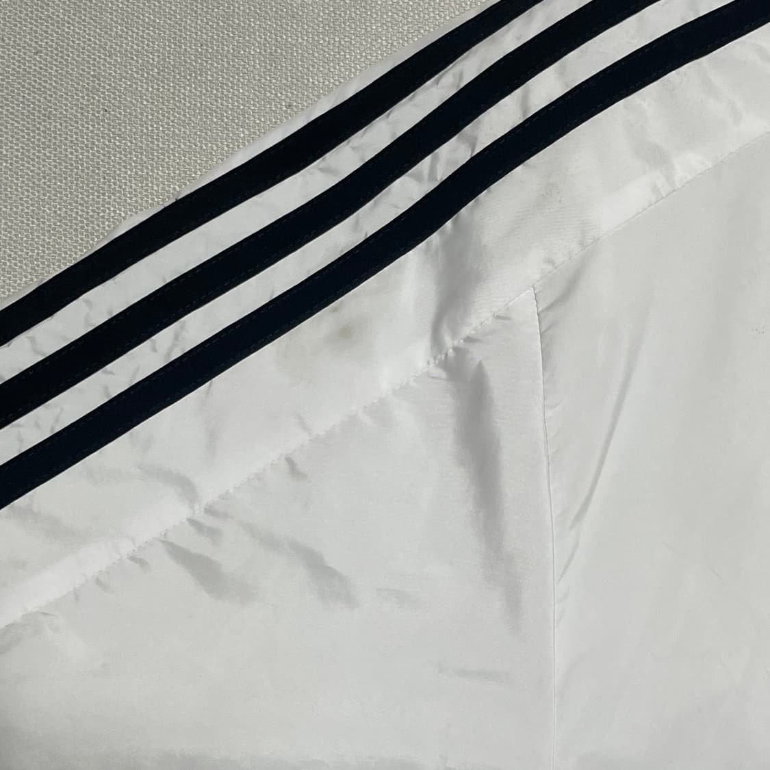 M 아디다스 첼시 블랙라인 화이트 후드 바람막이 상품이미지6