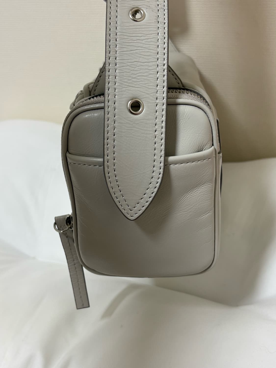 분크 퍼펙 멀티 포켓 숄더 S 아이보리 풀구성 상품이미지8