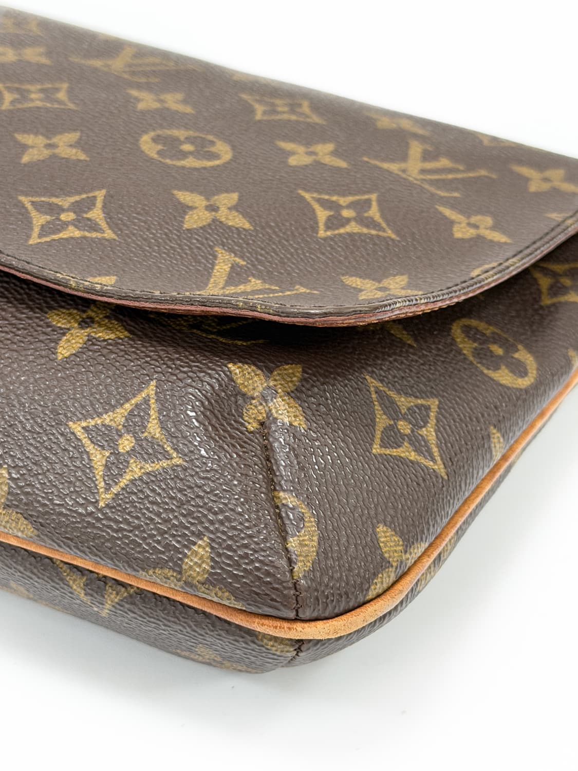 루이비통 모노그램 뮤젯 탱고 숄더백 상품이미지5