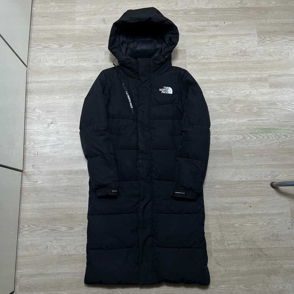 노스페이스 여성 하프돔 구스다운 후드 롱패딩 점퍼 [블랙] XS/85 상품이미지1