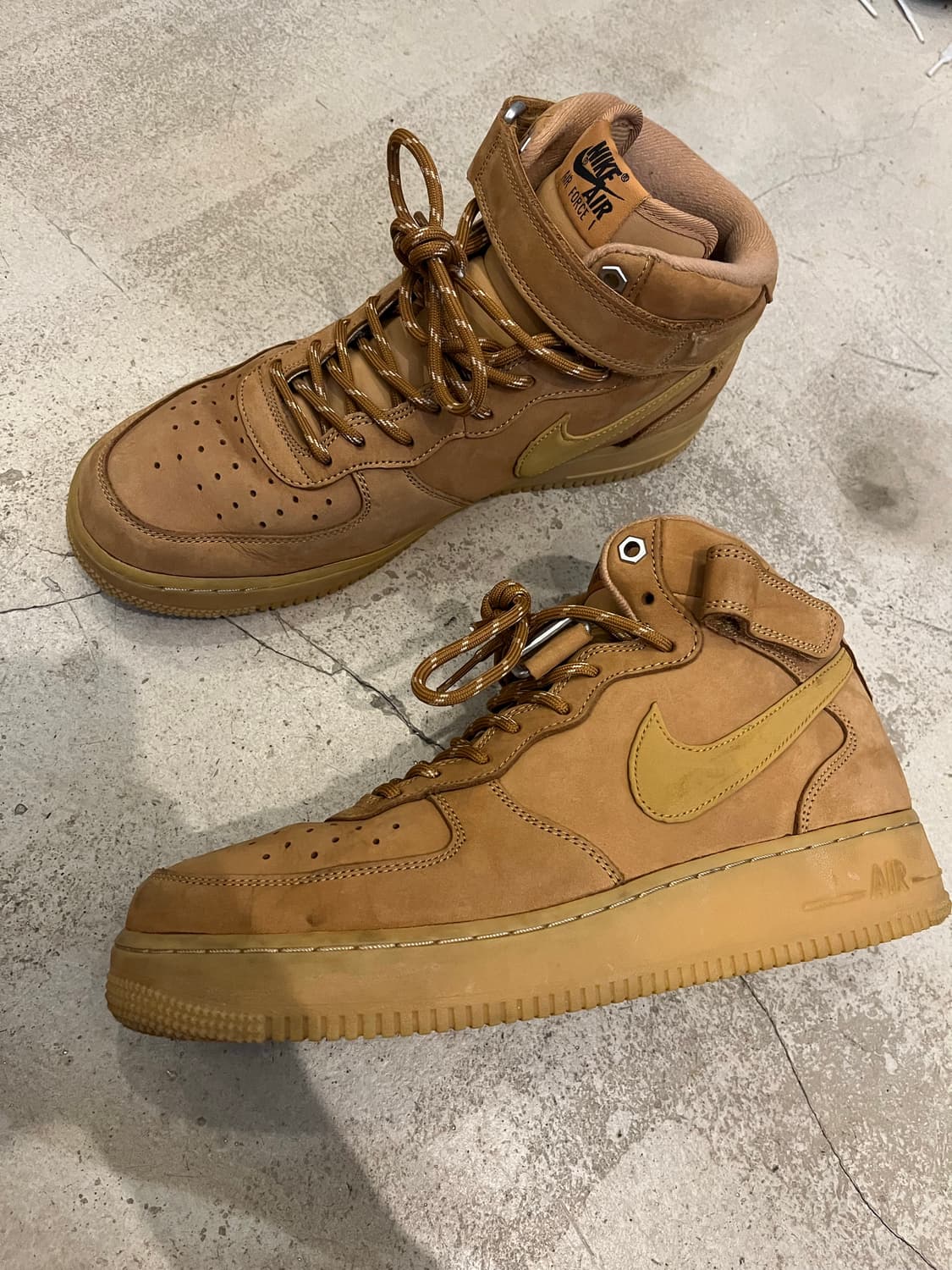 나이키 에어포스 미드 된장 상품이미지1