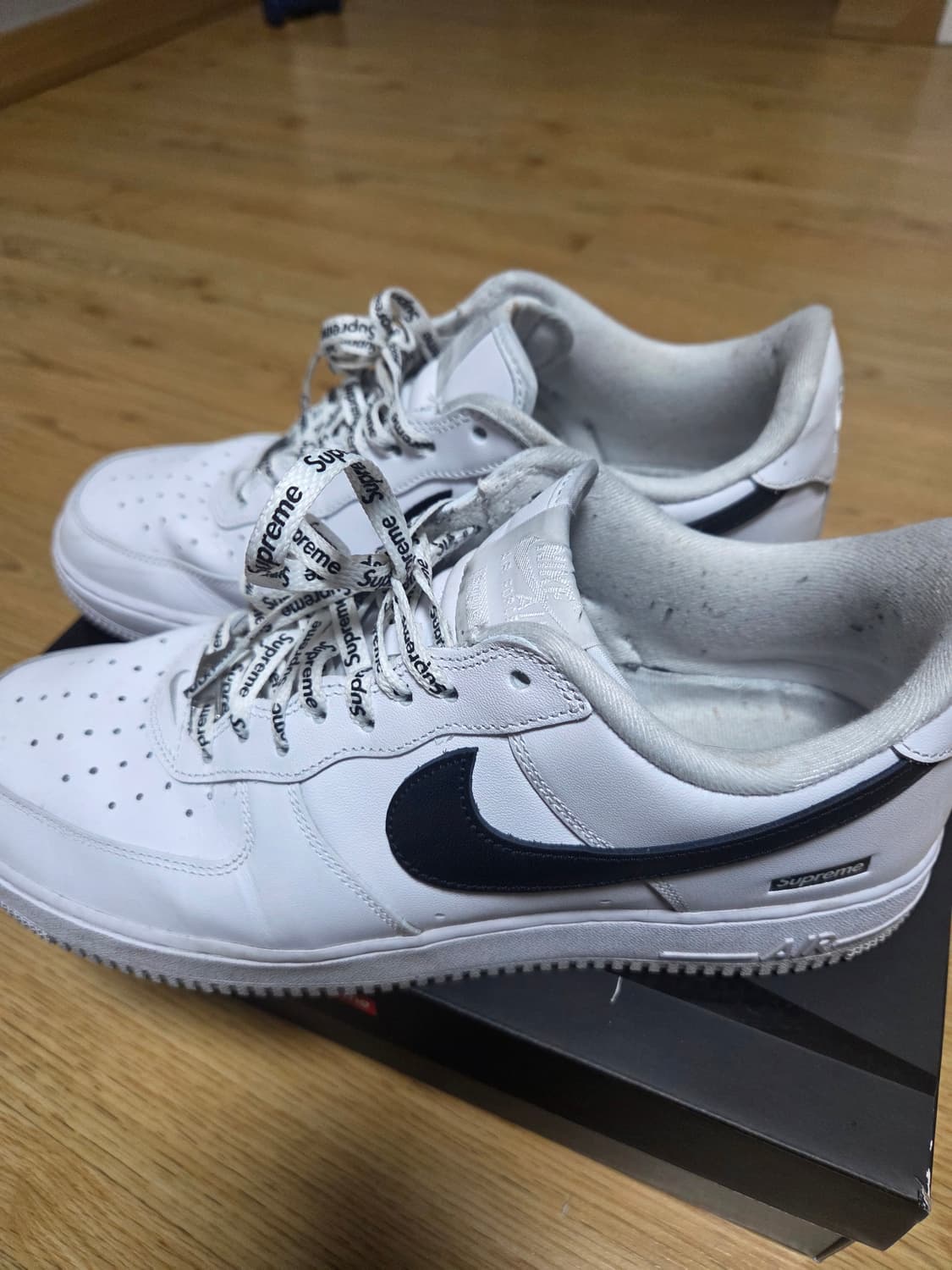 에어포스 슈프림(285) 팝니다 상품이미지3