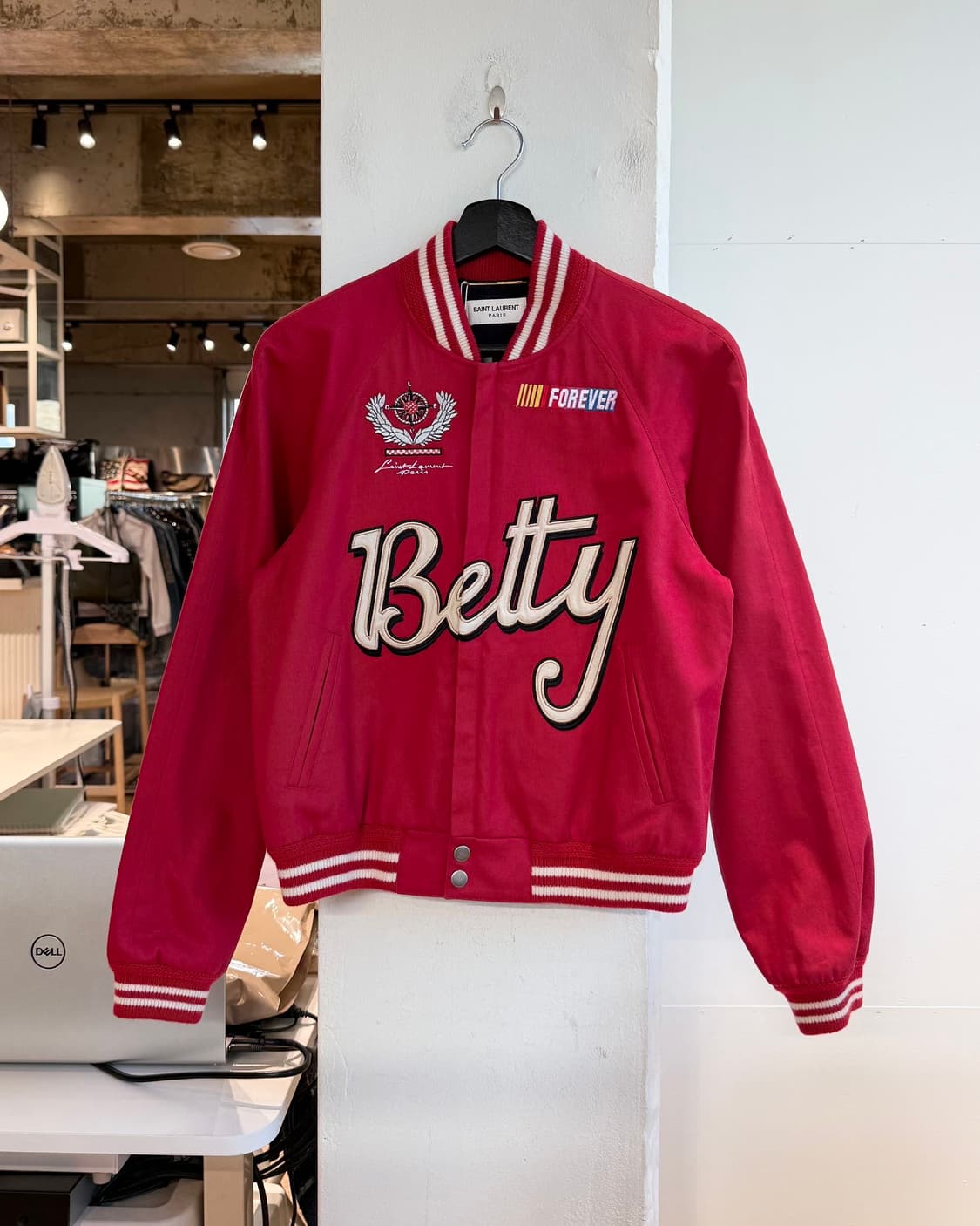 생로랑 레드 포에버 베티 바시티 자켓 상품이미지2