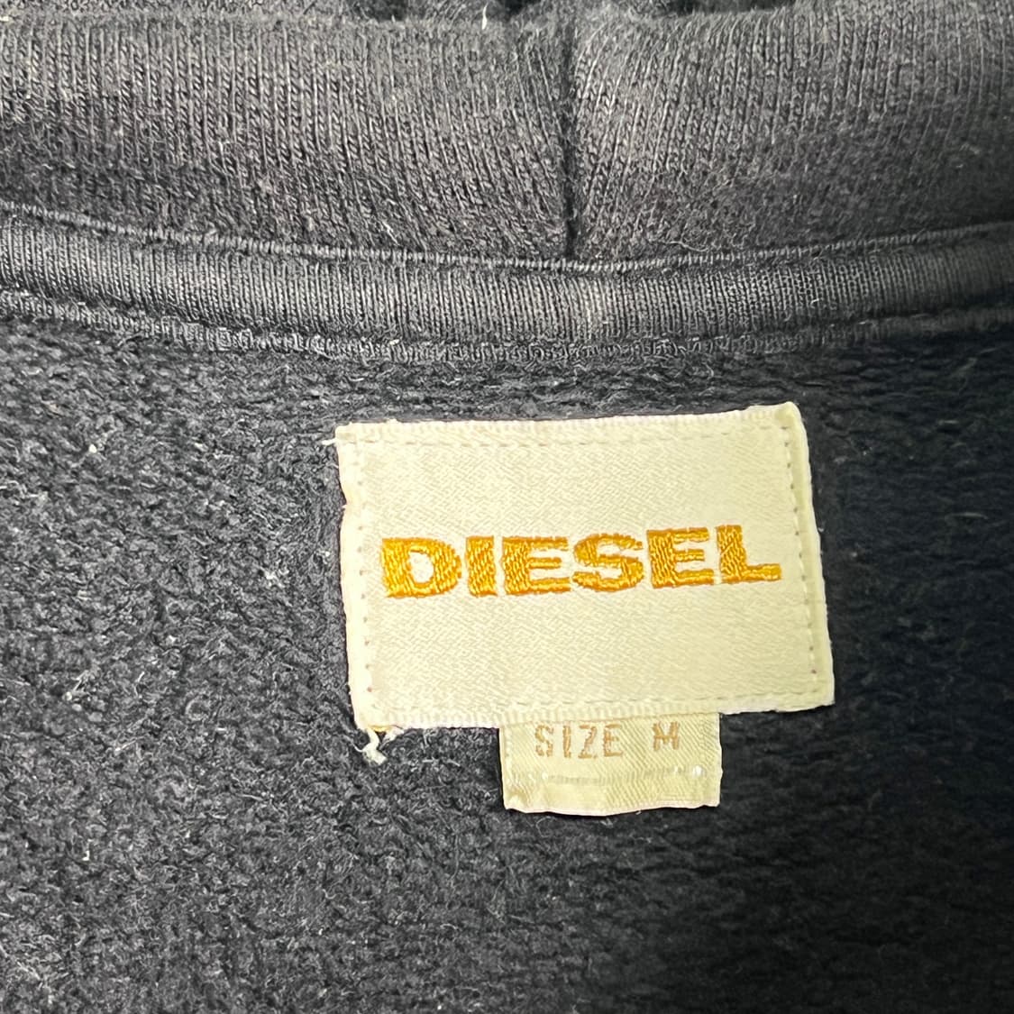 diesel 디젤 블랙 프린팅 후드 티셔츠 M 상품이미지4