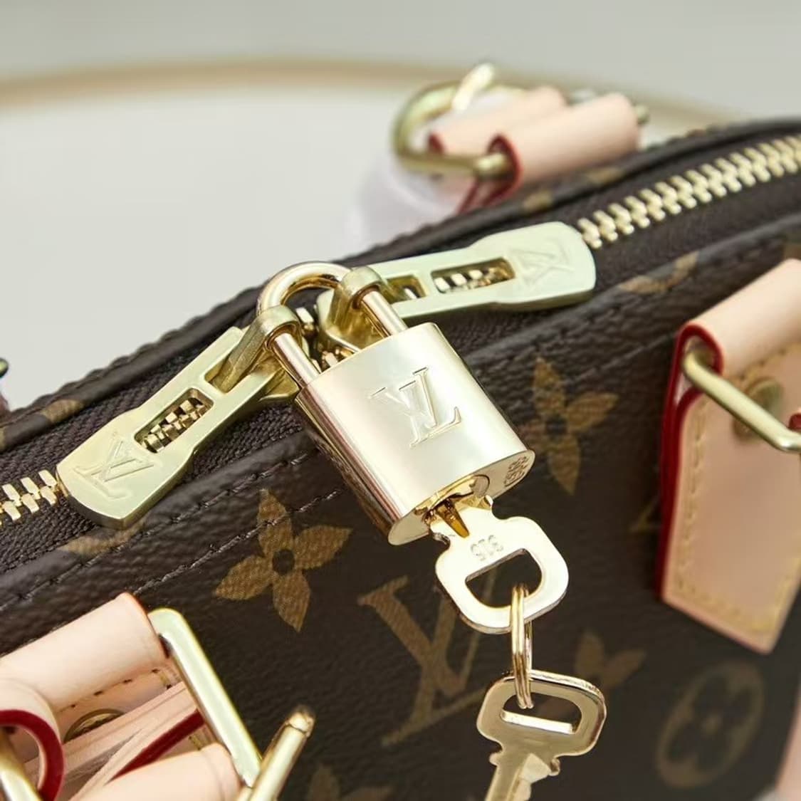 루이비통 알마 BB 모노그램 상품이미지6