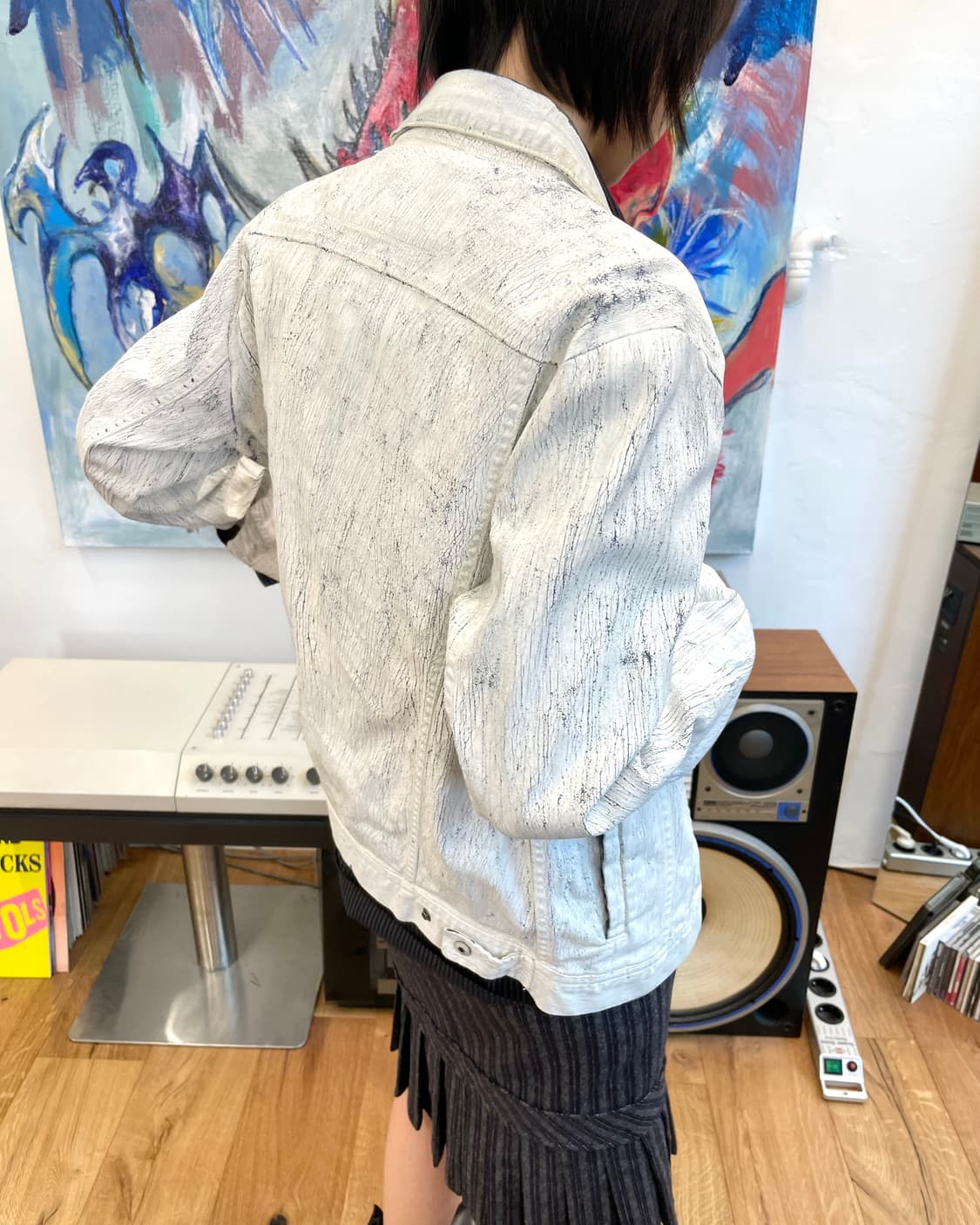 캘빈클라인 크랙 페인트 데님 자켓 상품이미지2