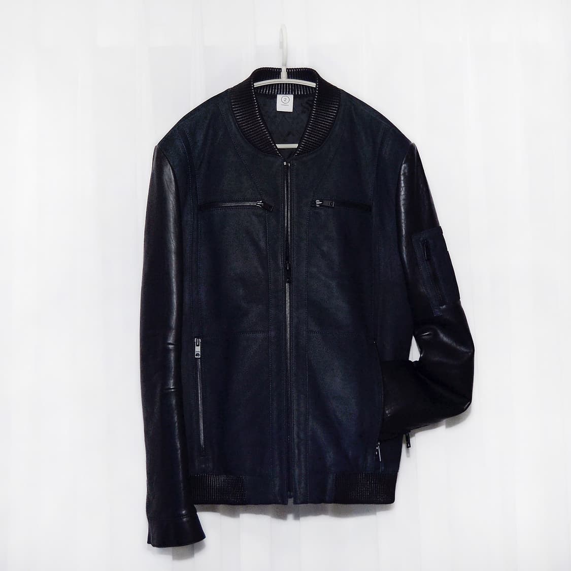 고트스킨 스웨이드 레더 믹스 천연가죽 스태디움 봄버 자켓 (100) 상품이미지1
