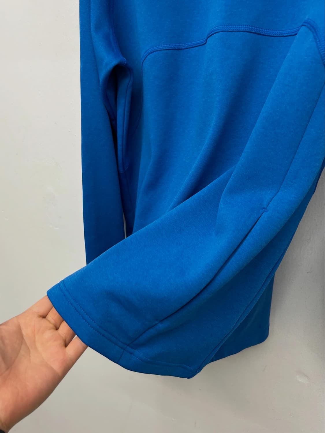 피크퍼포먼스 블루 후드티 상품이미지4