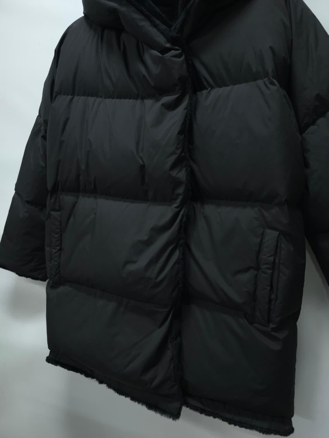 이브살로몬 토끼털 덕다운 리버시블 후드패딩 상품이미지9