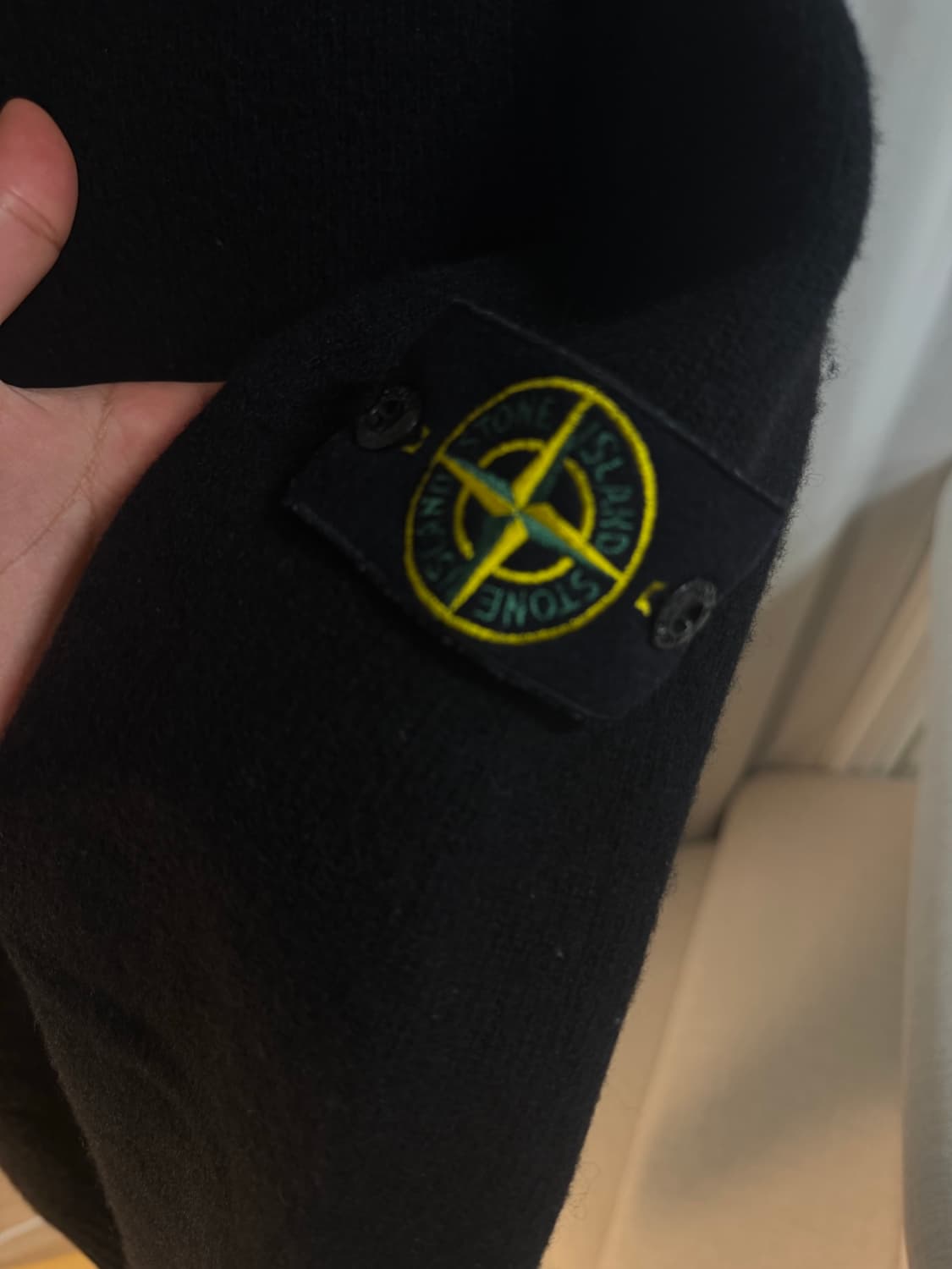 S급 스톤아일랜드 니트 급처 상품이미지3