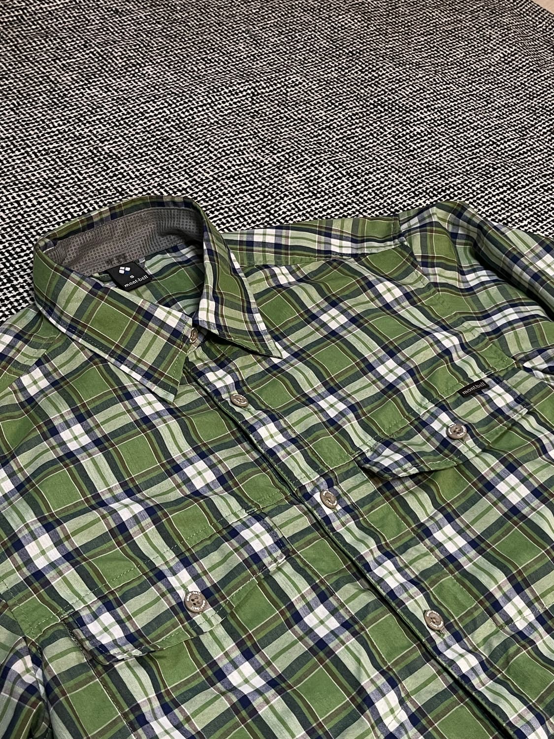 몽벨 체크 셔츠 상품이미지1