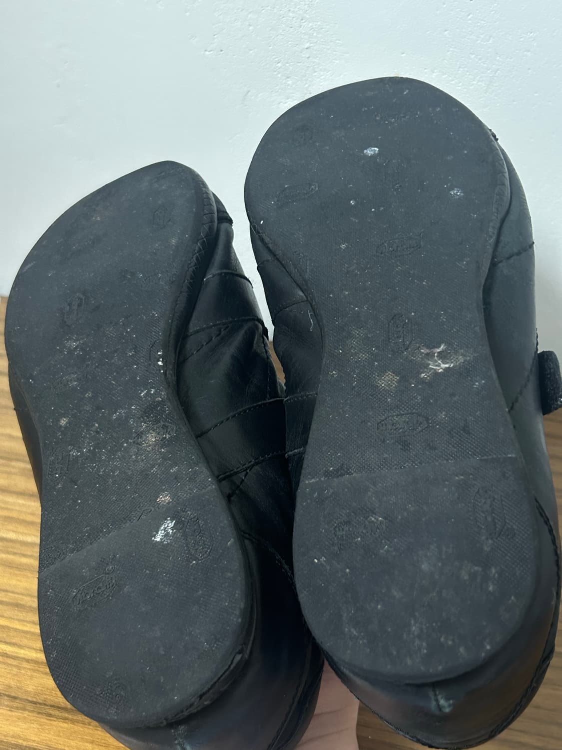 [prada] 프라다 벨크로 플랫슈즈 상품이미지4