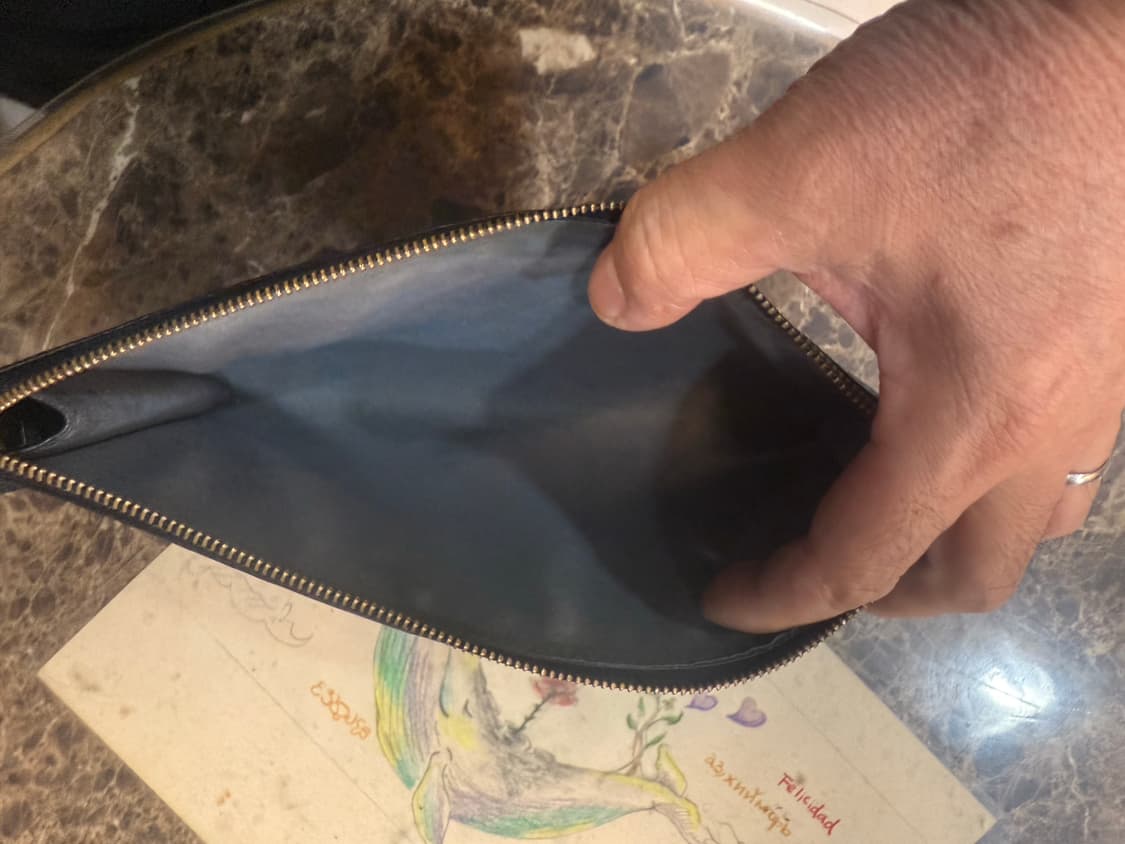 정품 루이비통 에삐 포쉐트악세수아 팝니다 상품이미지6