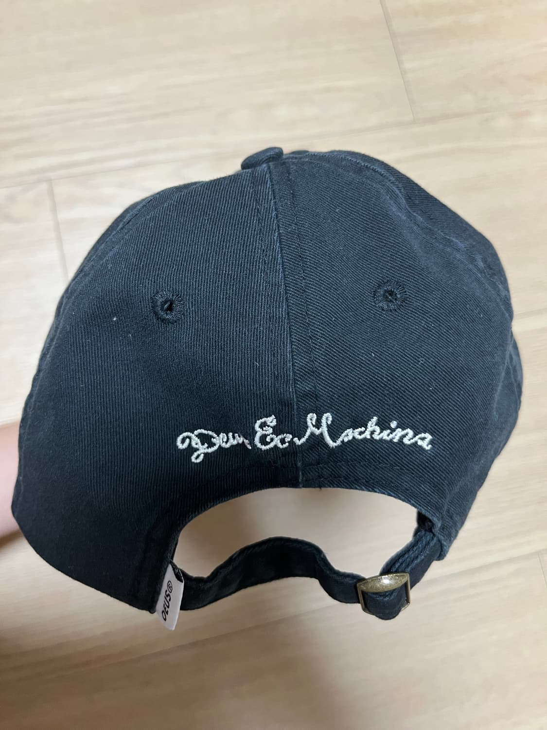 데우스 모자 shield standard dad cap 차콜 색상 상품이미지2