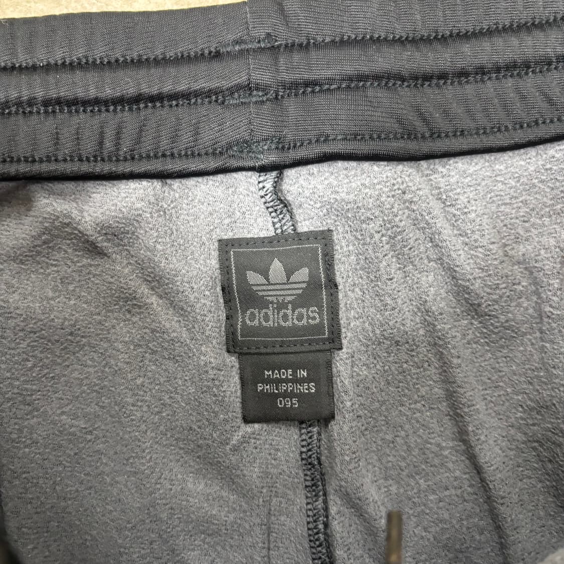 아디다스 트레포일 골드 삼선 트레이닝 팬츠 상품이미지3