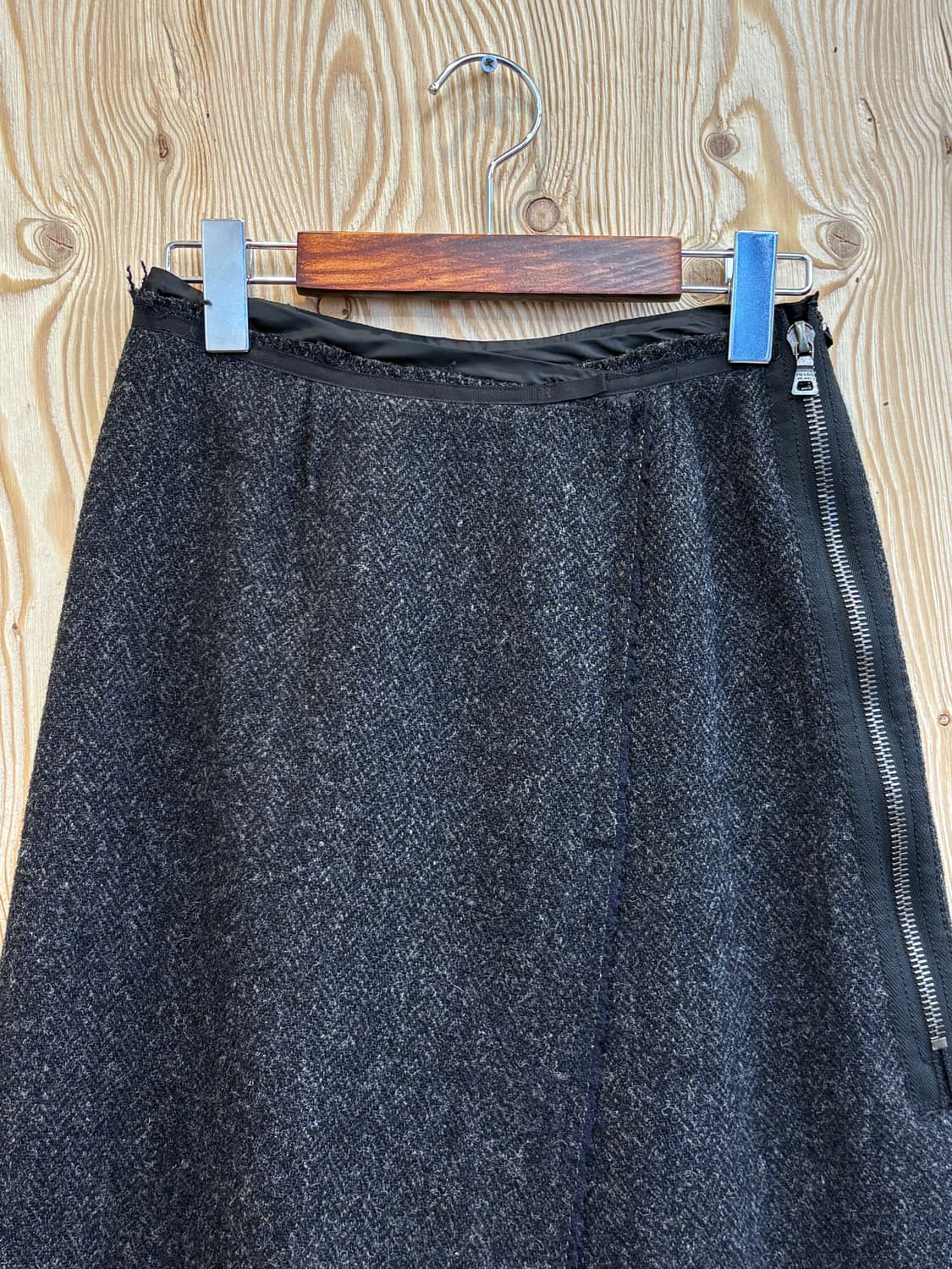 프라다 버진 울 스커트 상품이미지3