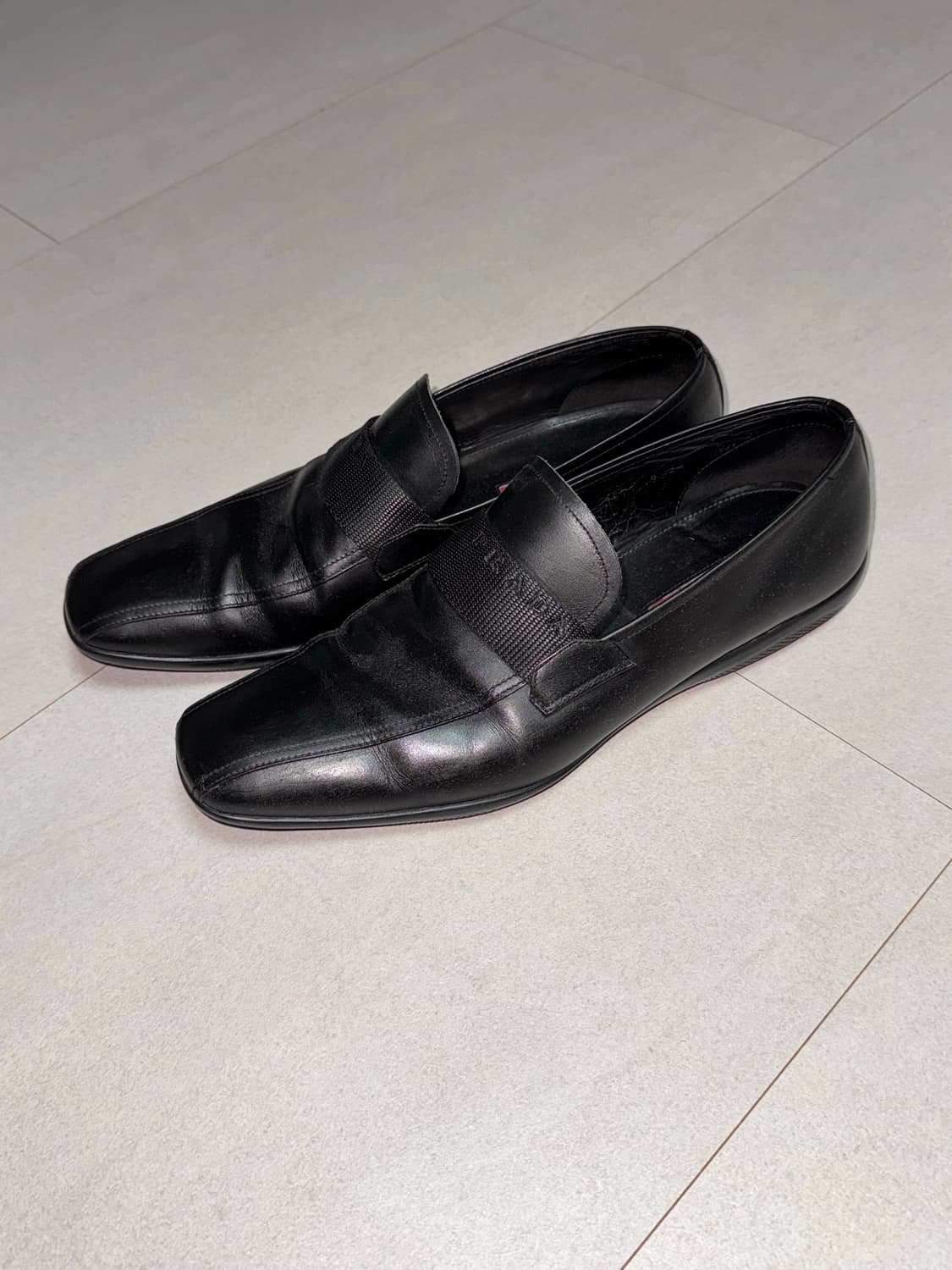 00s Prada Vintage Loafer 상품이미지1